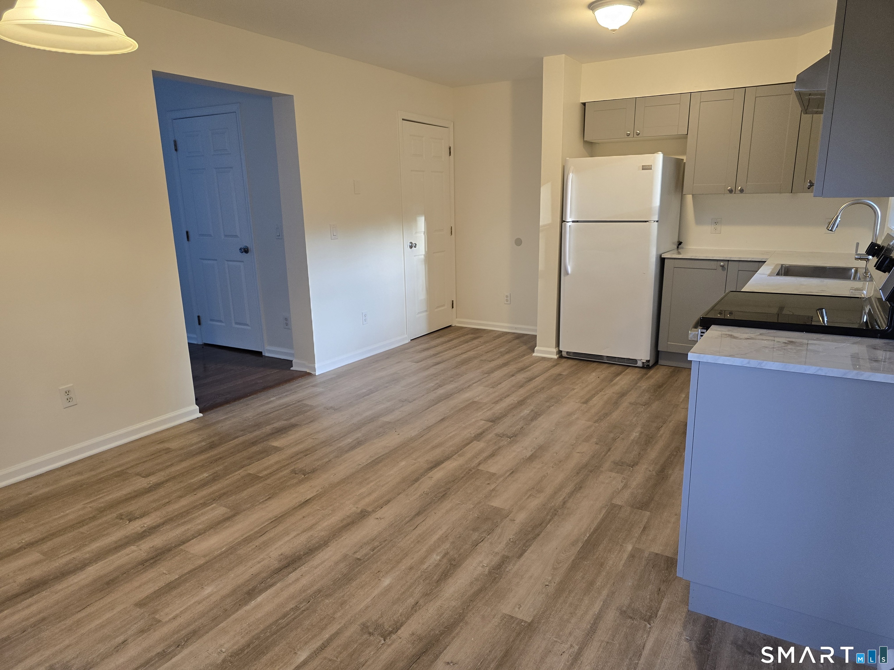 48-c Morgan Avenue Property Photo 16