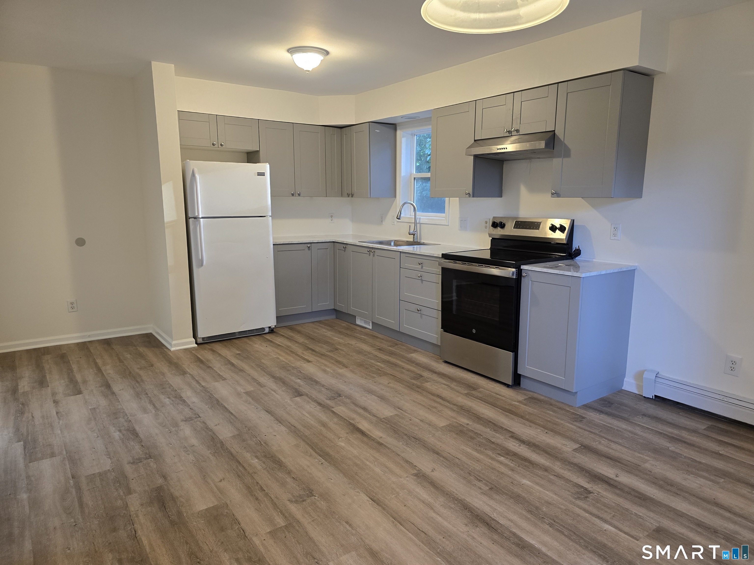 48-c Morgan Avenue Property Photo 17