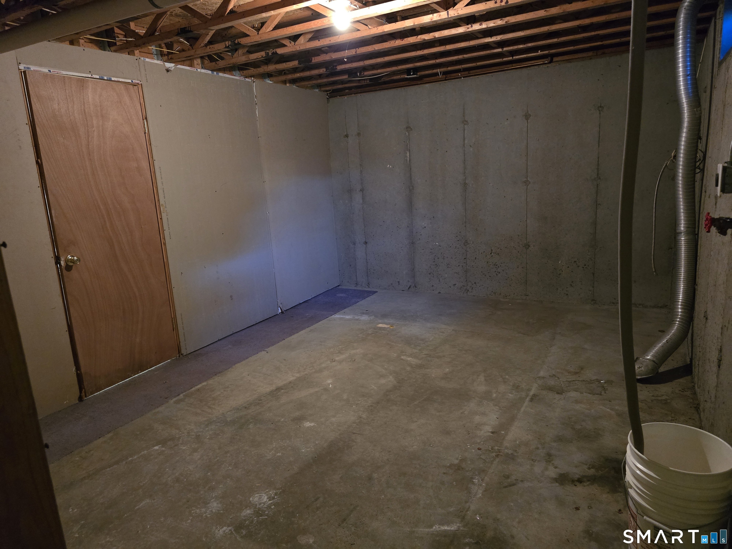48-c Morgan Avenue Property Photo 25