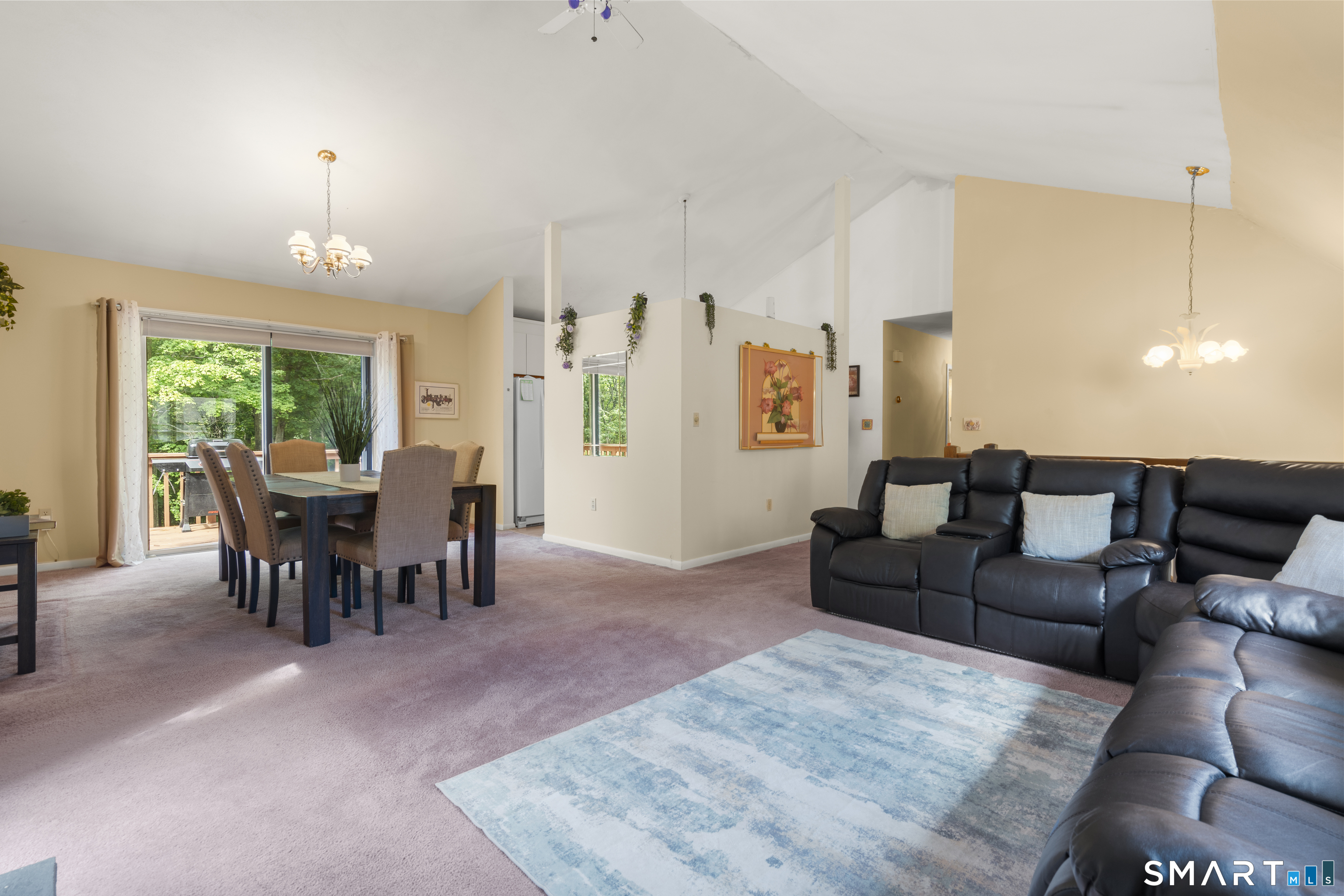67 Crest Street Property Photo 10