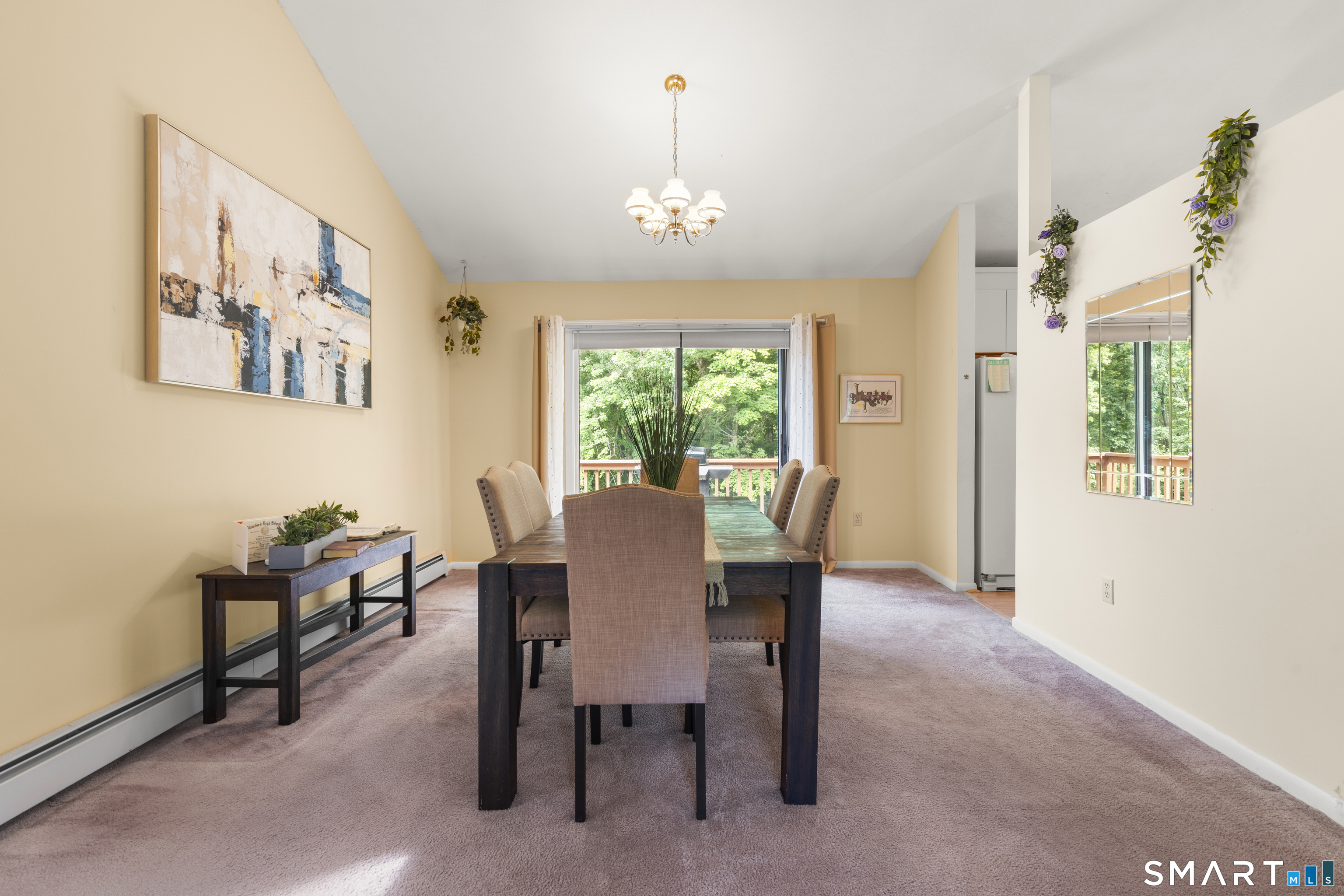 67 Crest Street Property Photo 11
