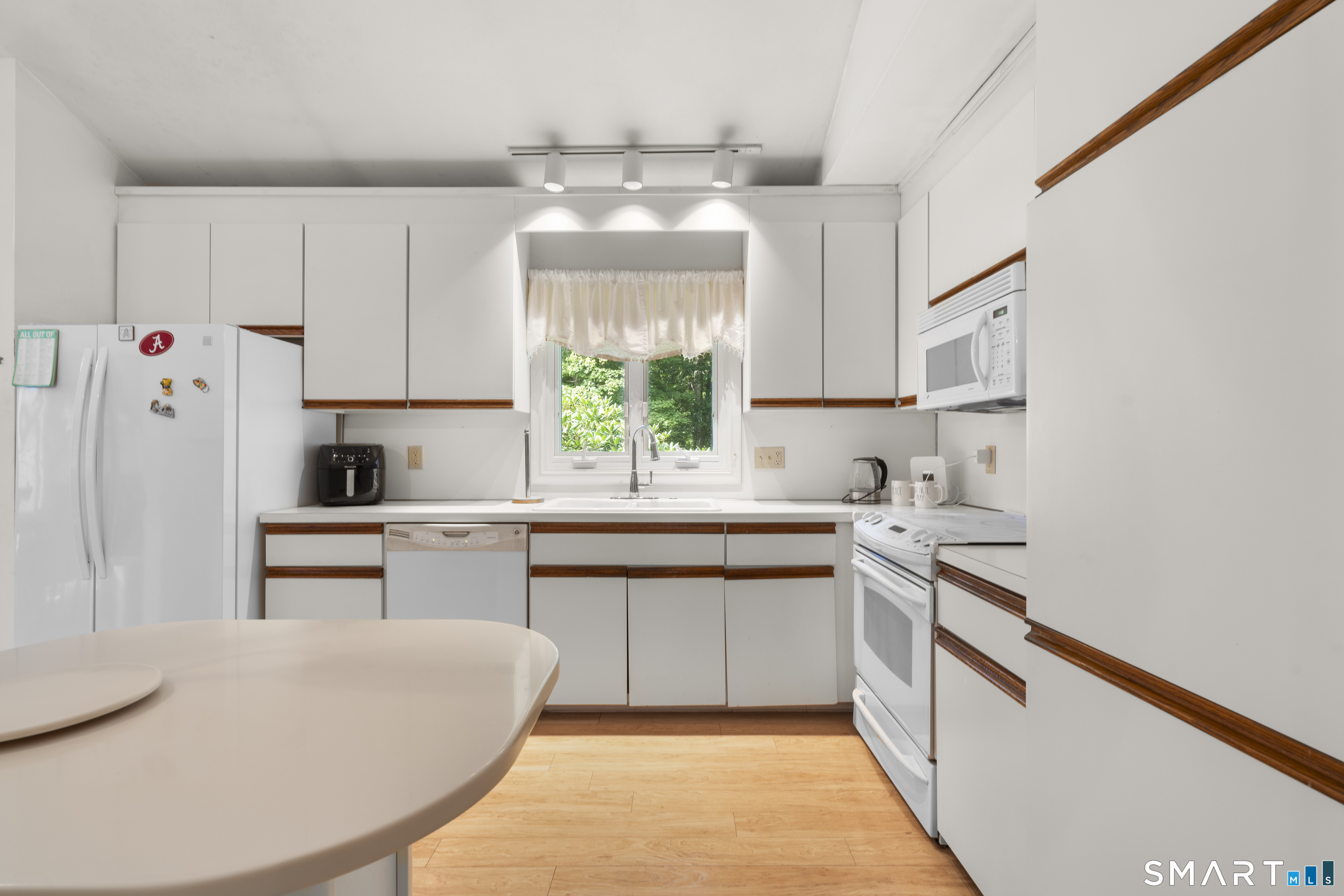67 Crest Street Property Photo 14