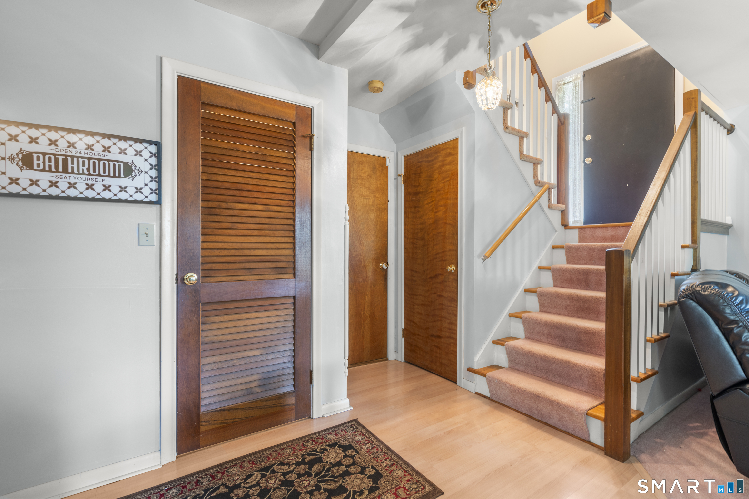 67 Crest Street Property Photo 24