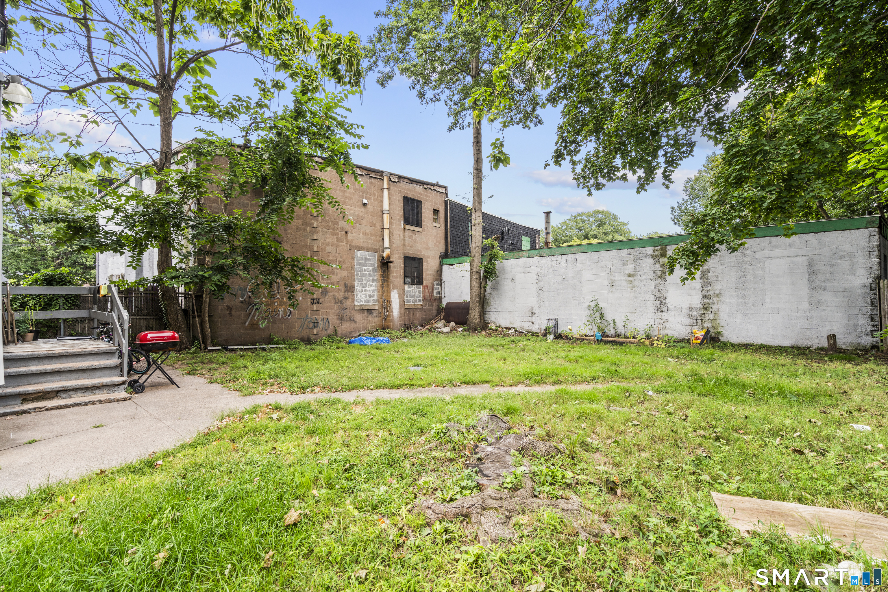 693 Dixwell 3rd Flr Avenue Property Photo 21
