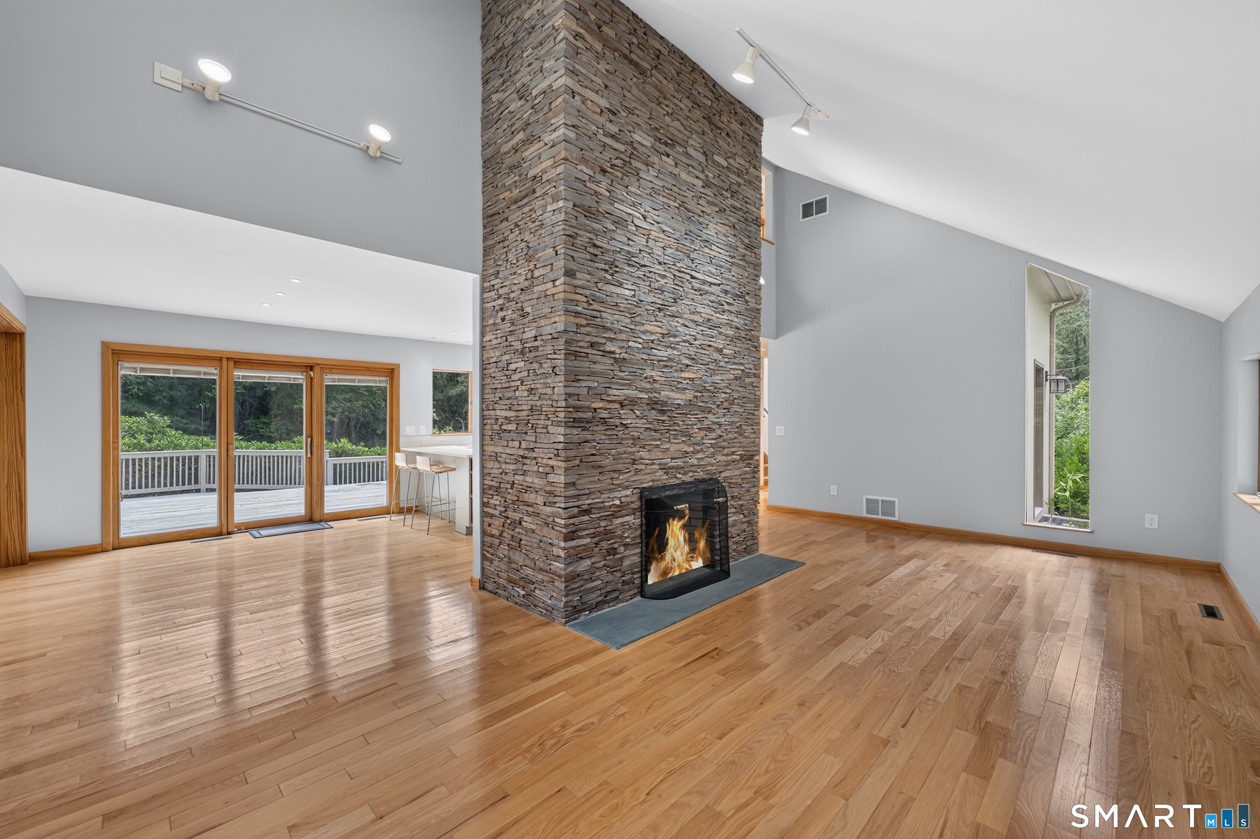 275 Randall Road Property Photo 12