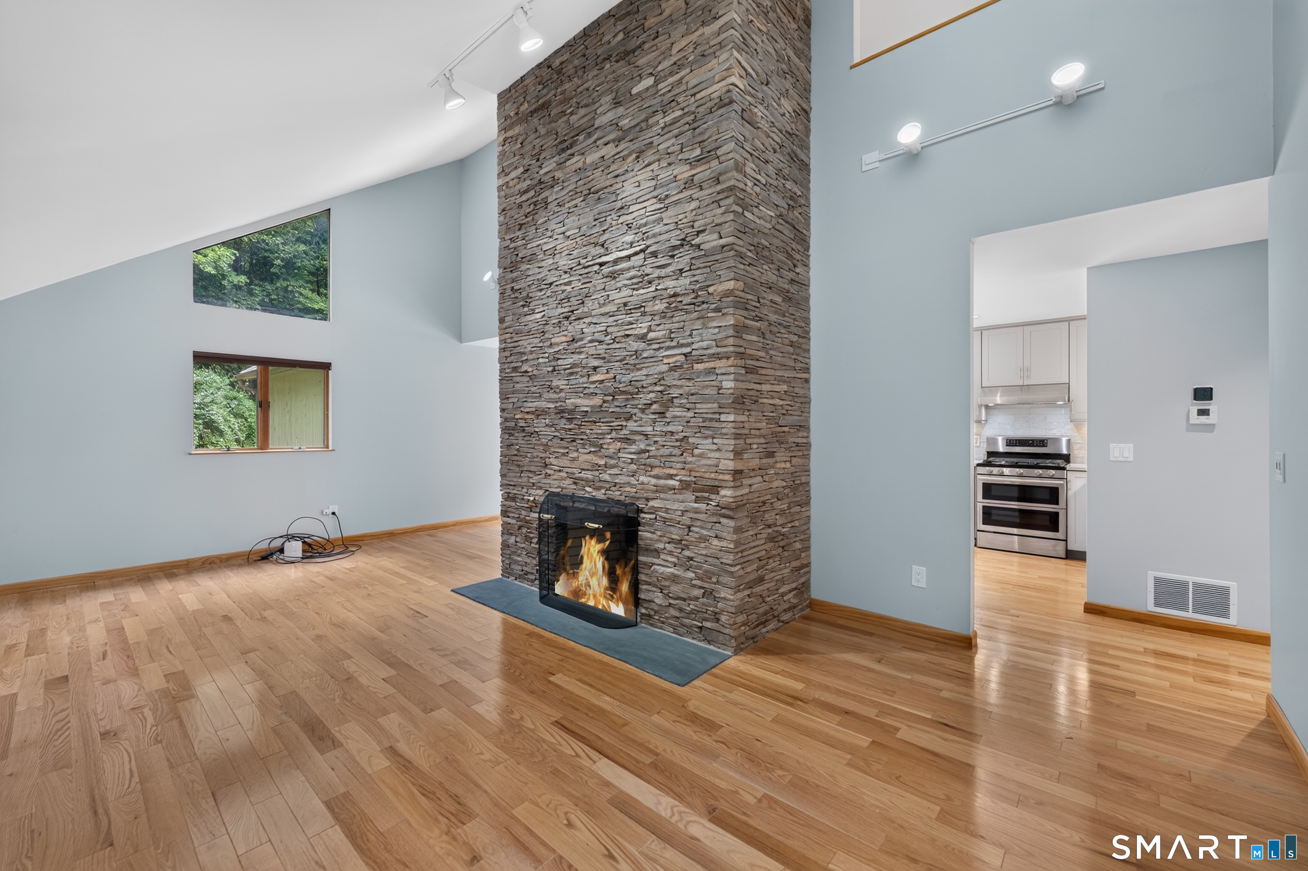 275 Randall Road Property Photo 14
