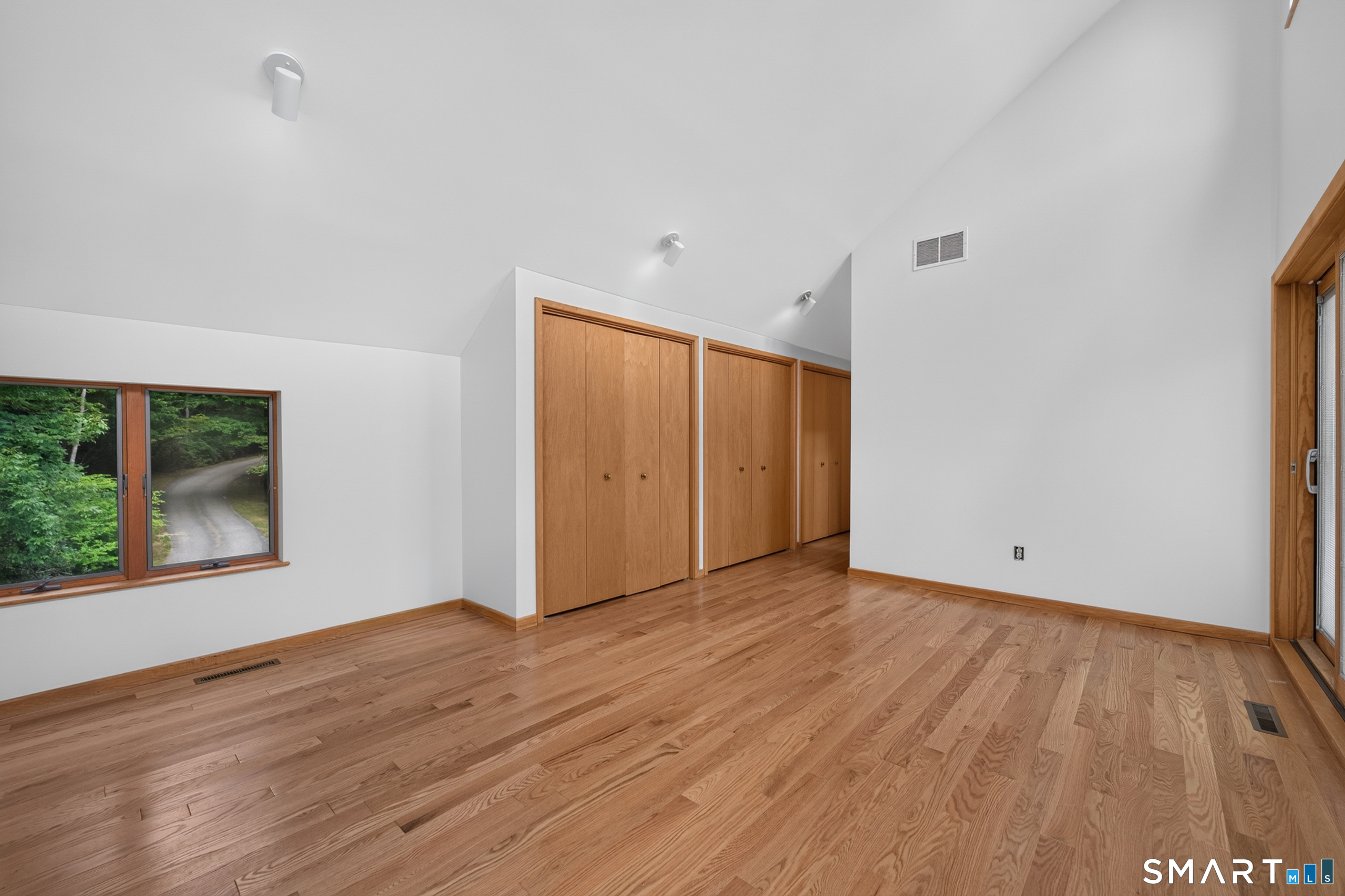 275 Randall Road Property Photo 20