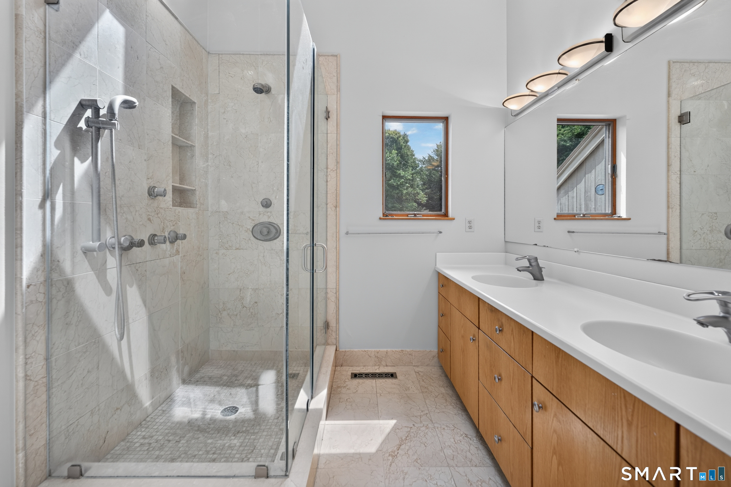 275 Randall Road Property Photo 24