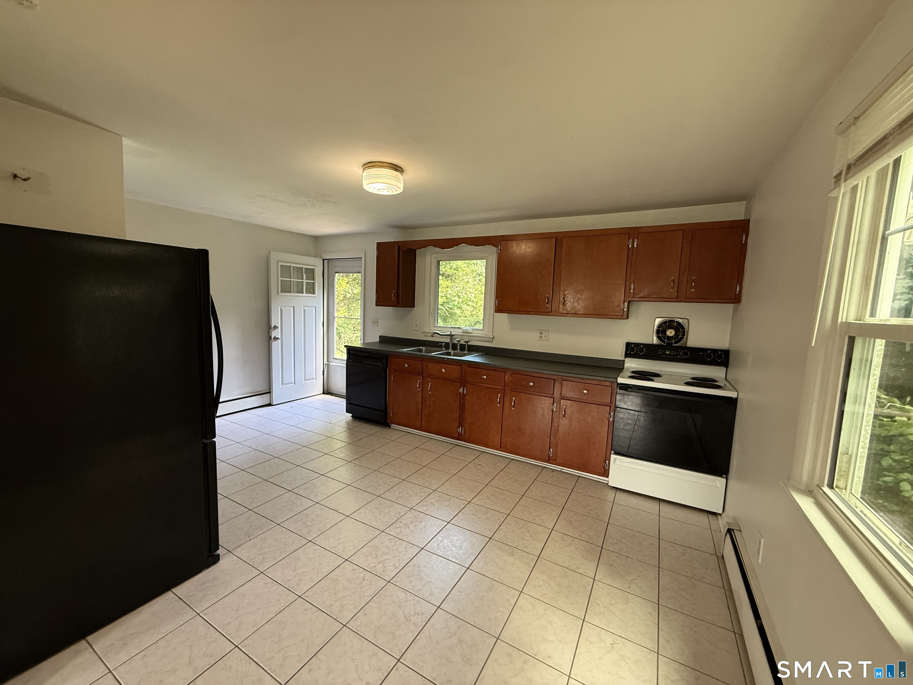 74 Ring Drive Property Photo 2