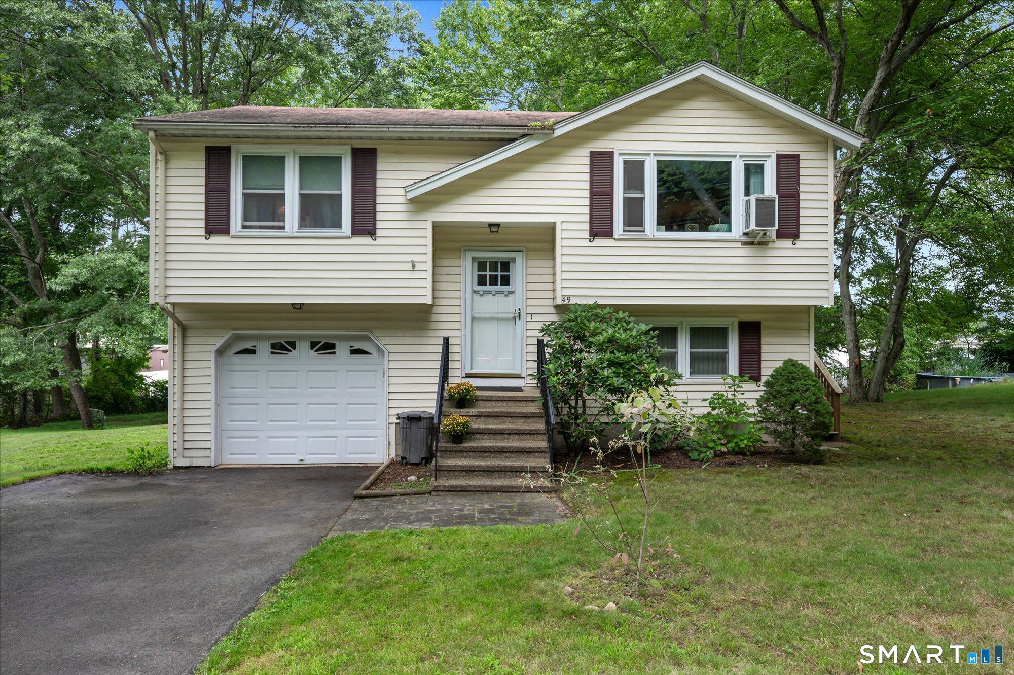 49 Ingersol Road Property Photo 1