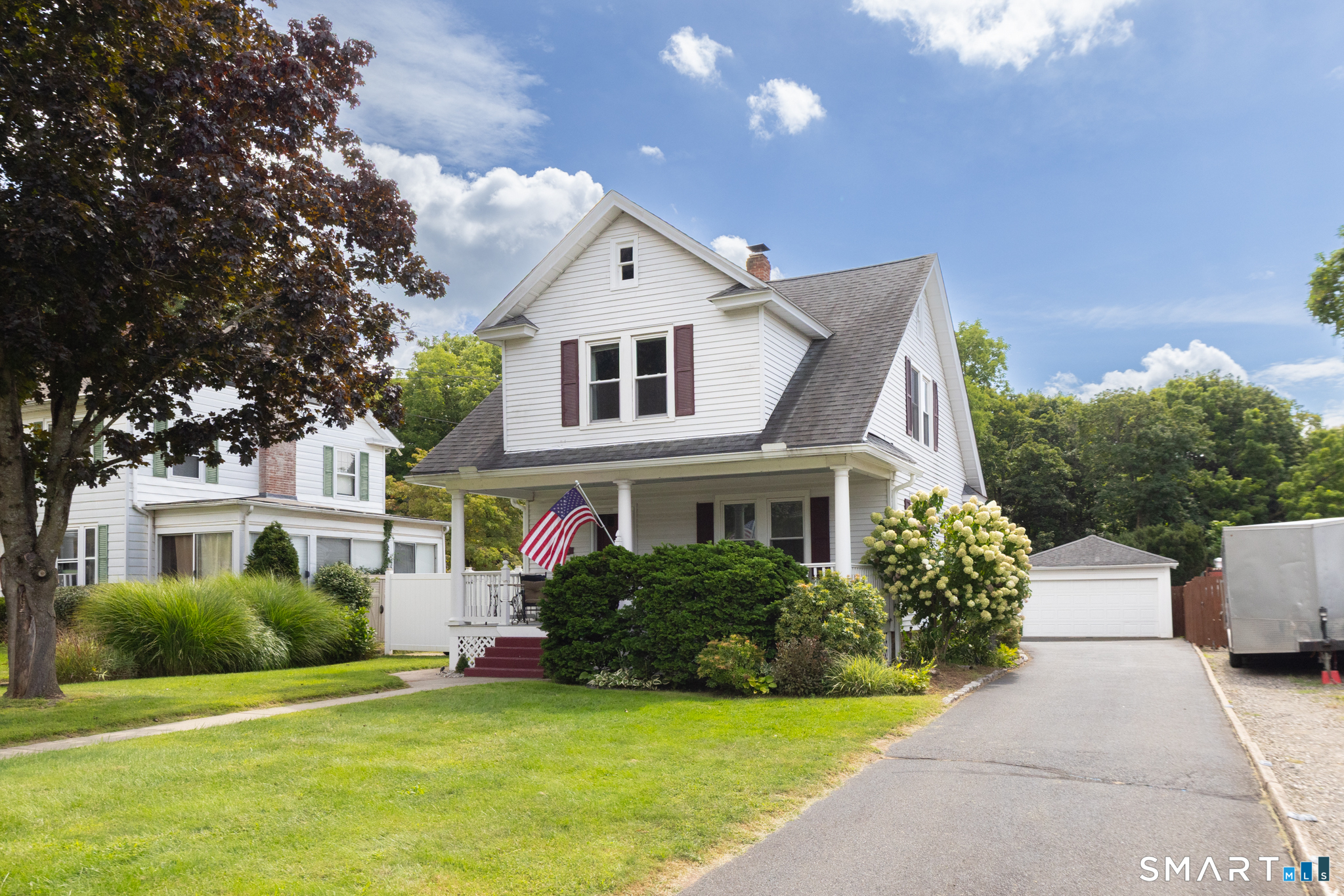 61 Oakland Road Property Photo 2