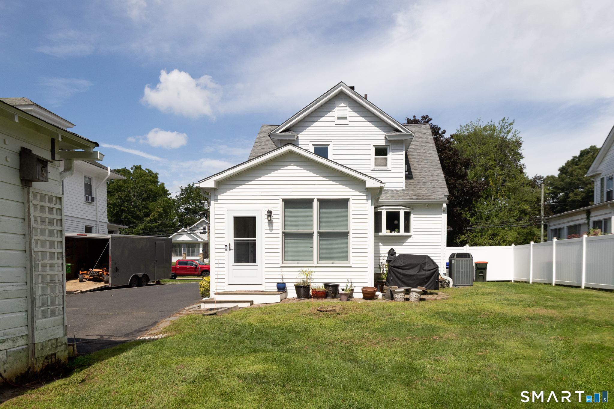 61 Oakland Road Property Photo 27