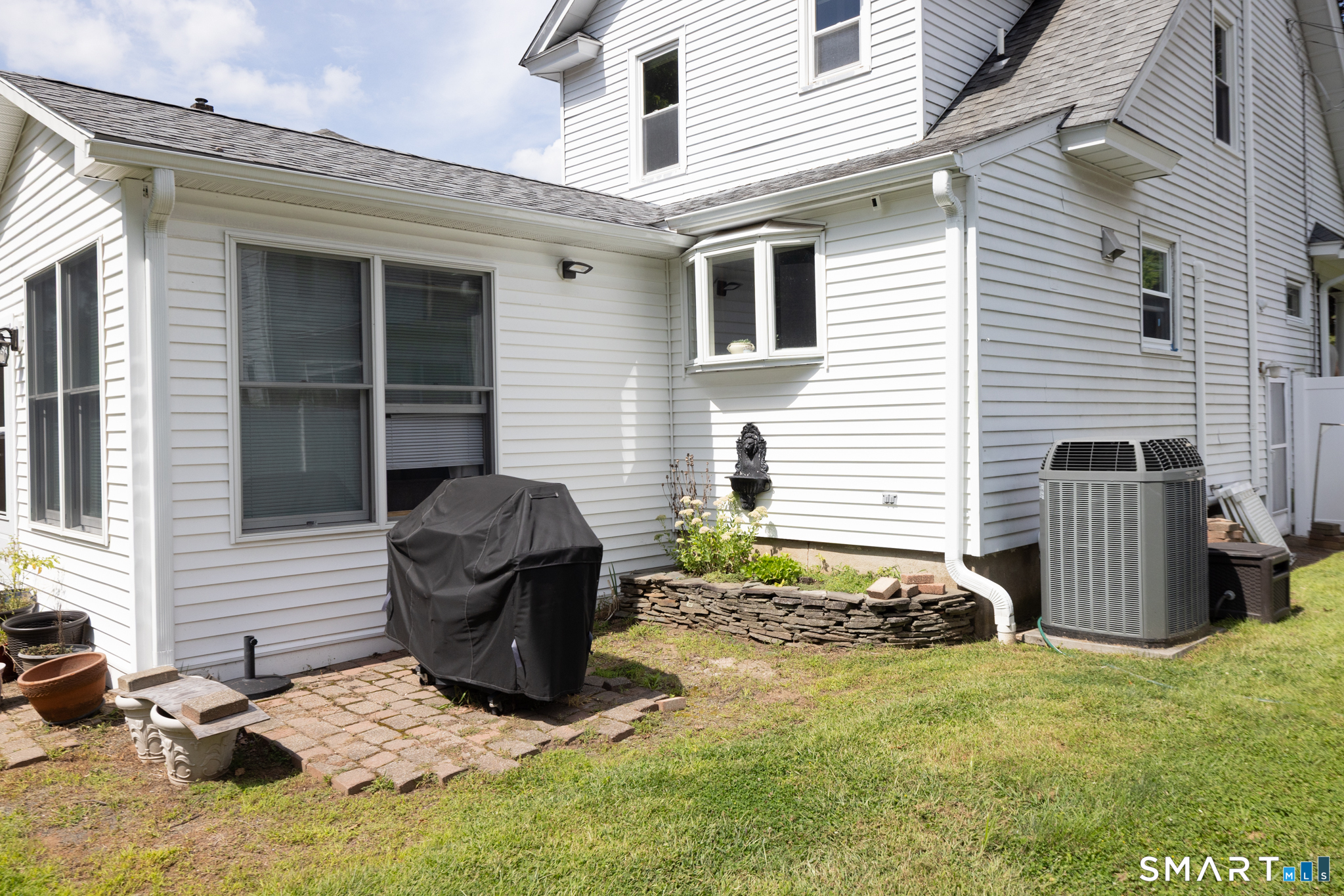 61 Oakland Road Property Photo 33