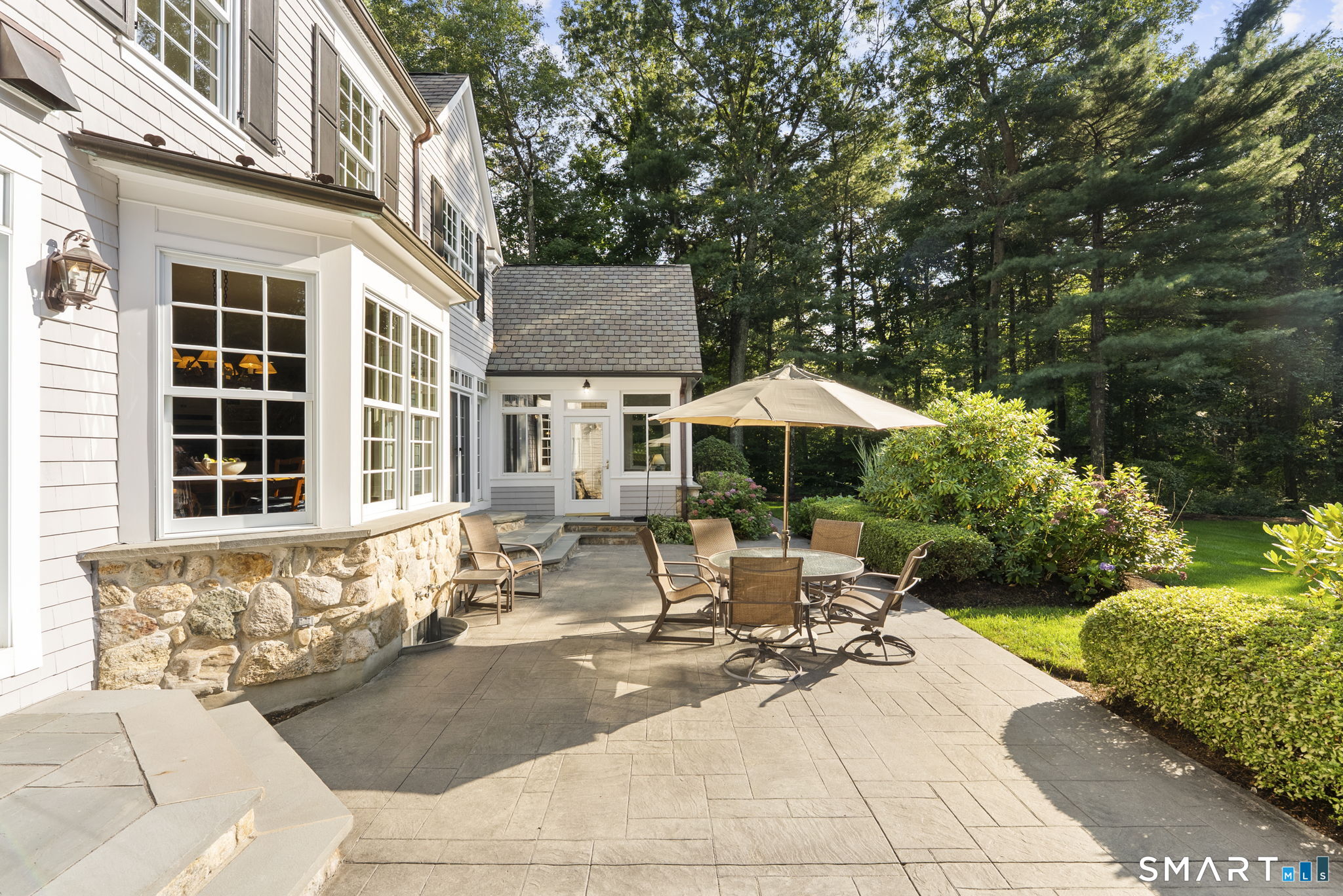 10 Pembroke Hill Property Photo 20