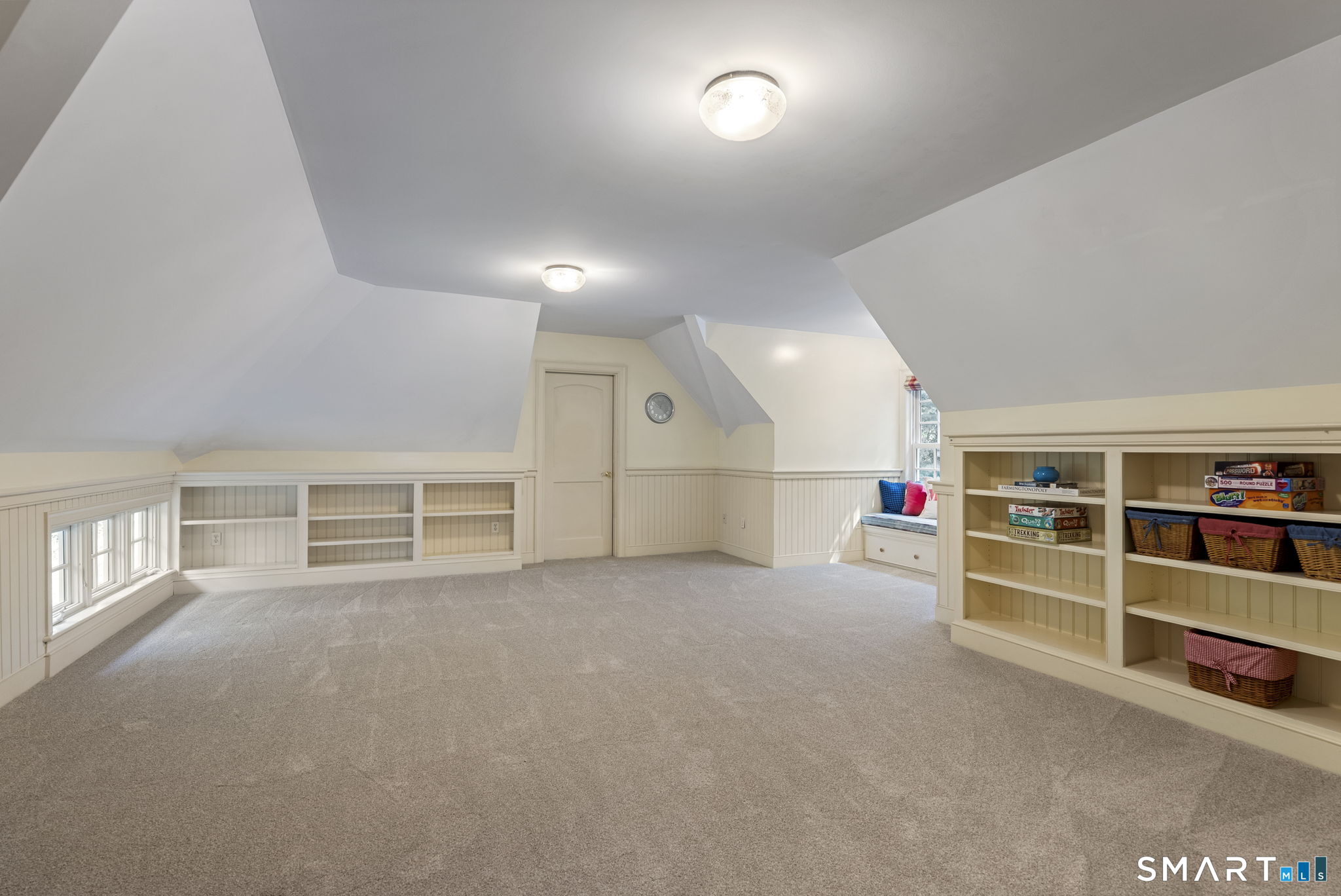 10 Pembroke Hill Property Photo 29