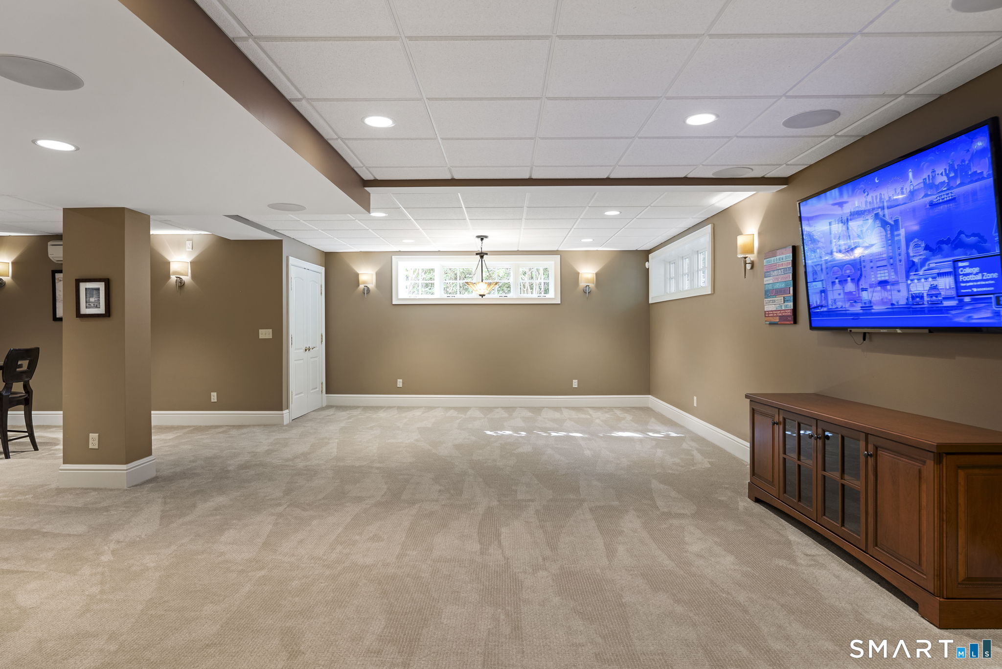 10 Pembroke Hill Property Photo 33