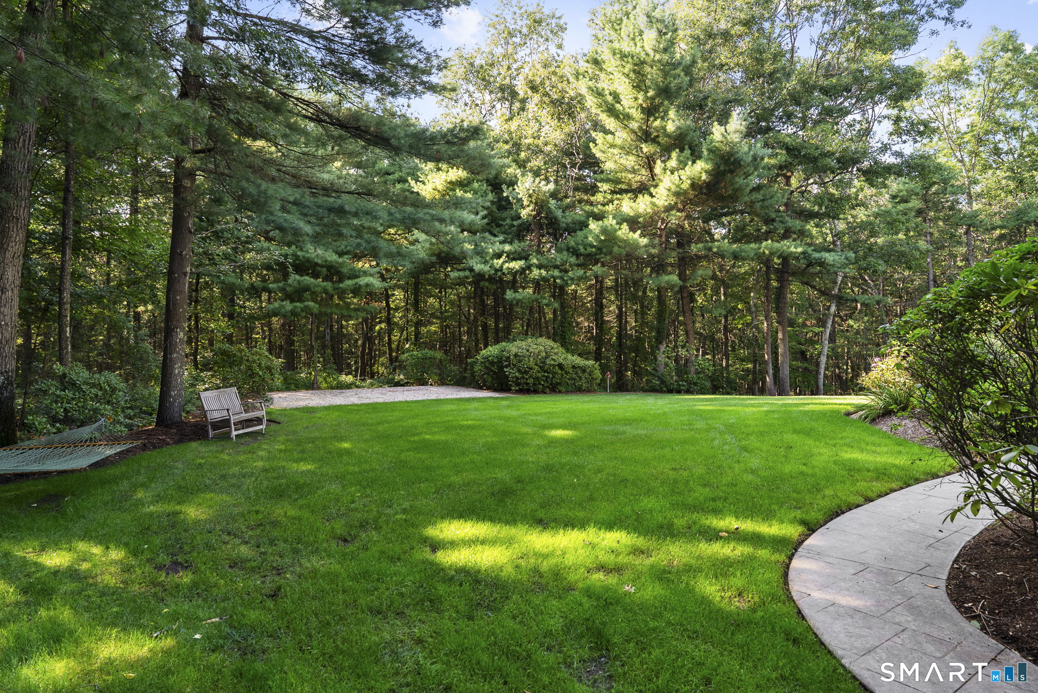 10 Pembroke Hill Property Photo 40