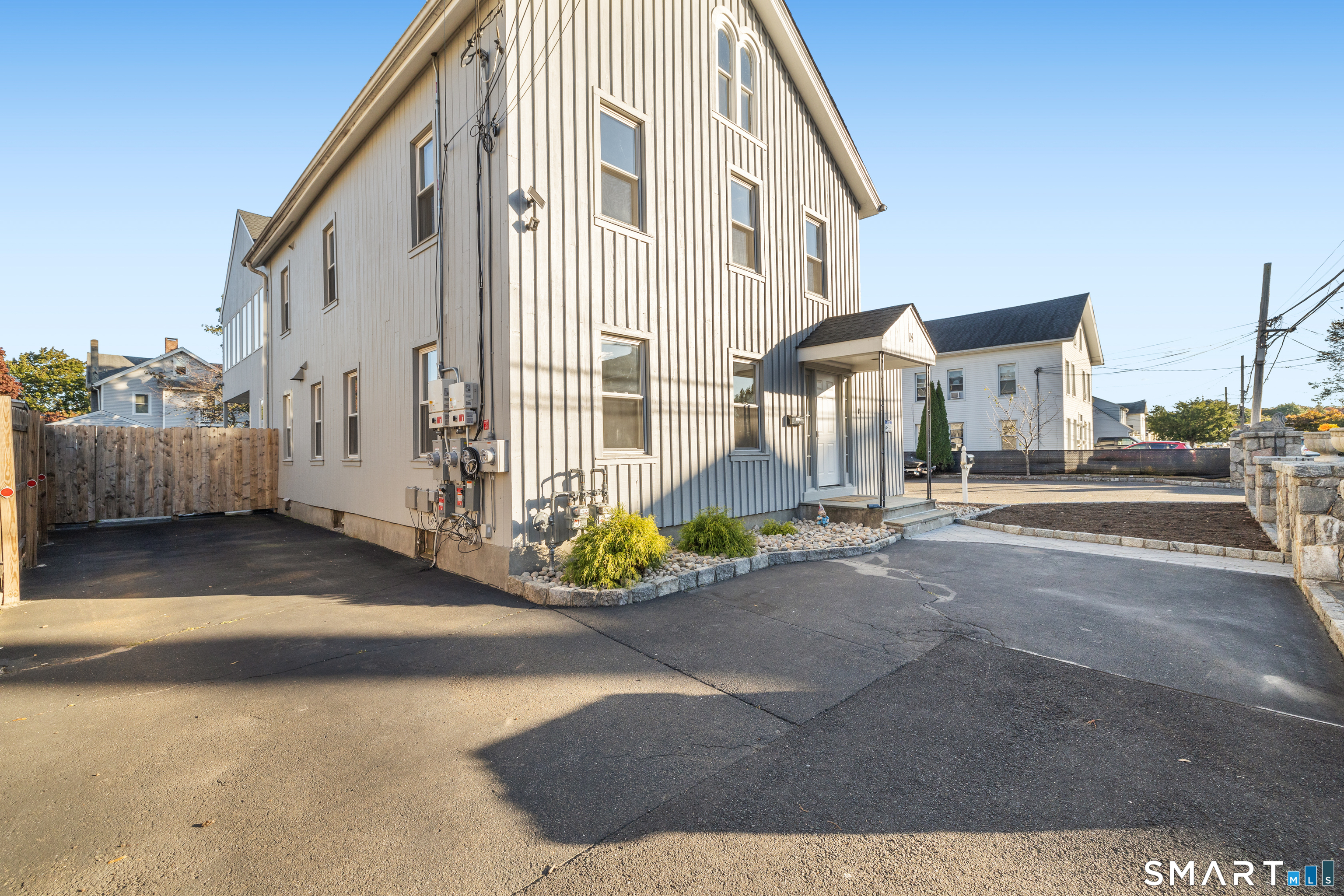 14 Plymouth Avenue Property Photo 2