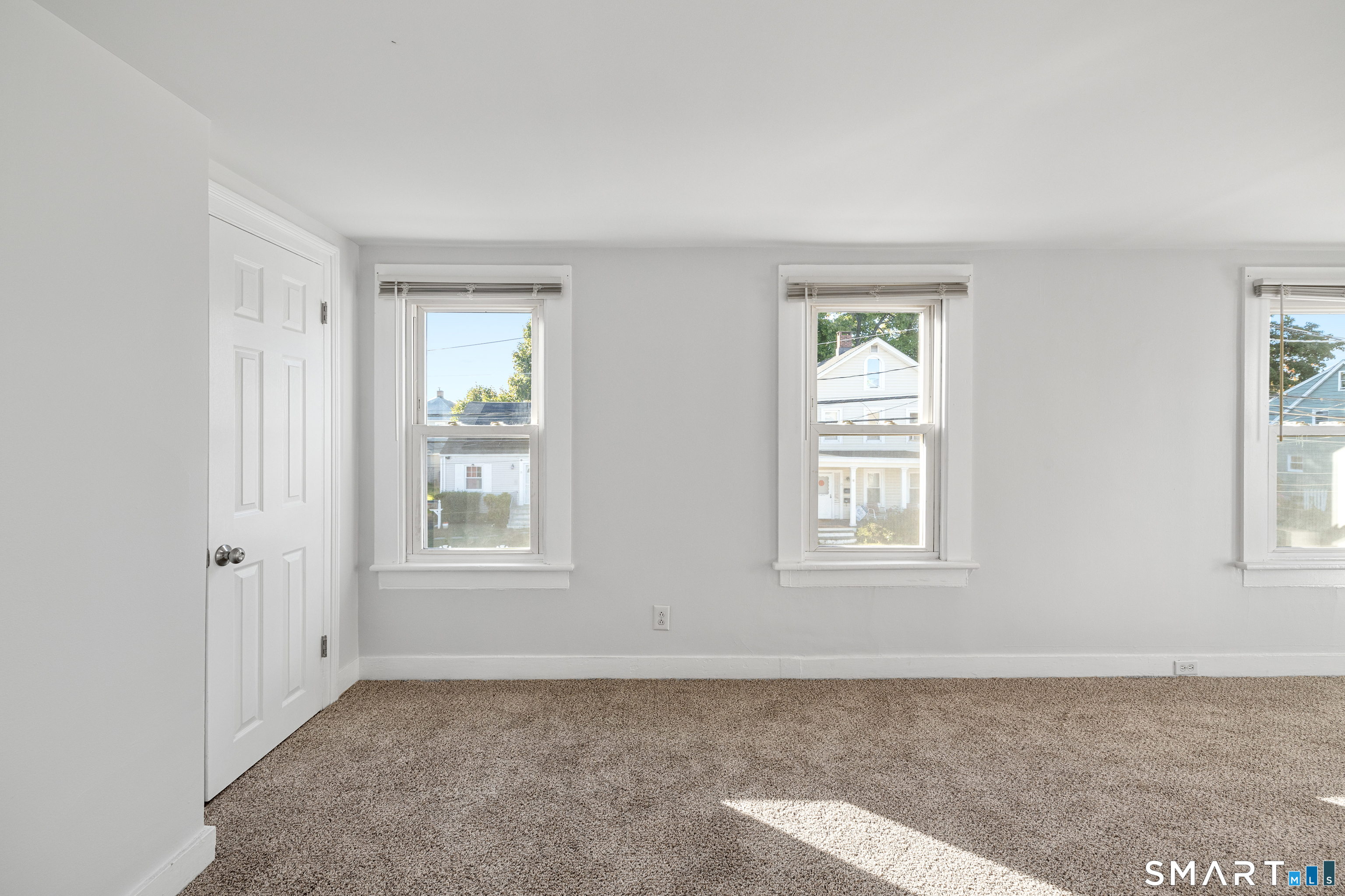 14 Plymouth Avenue Property Photo 24