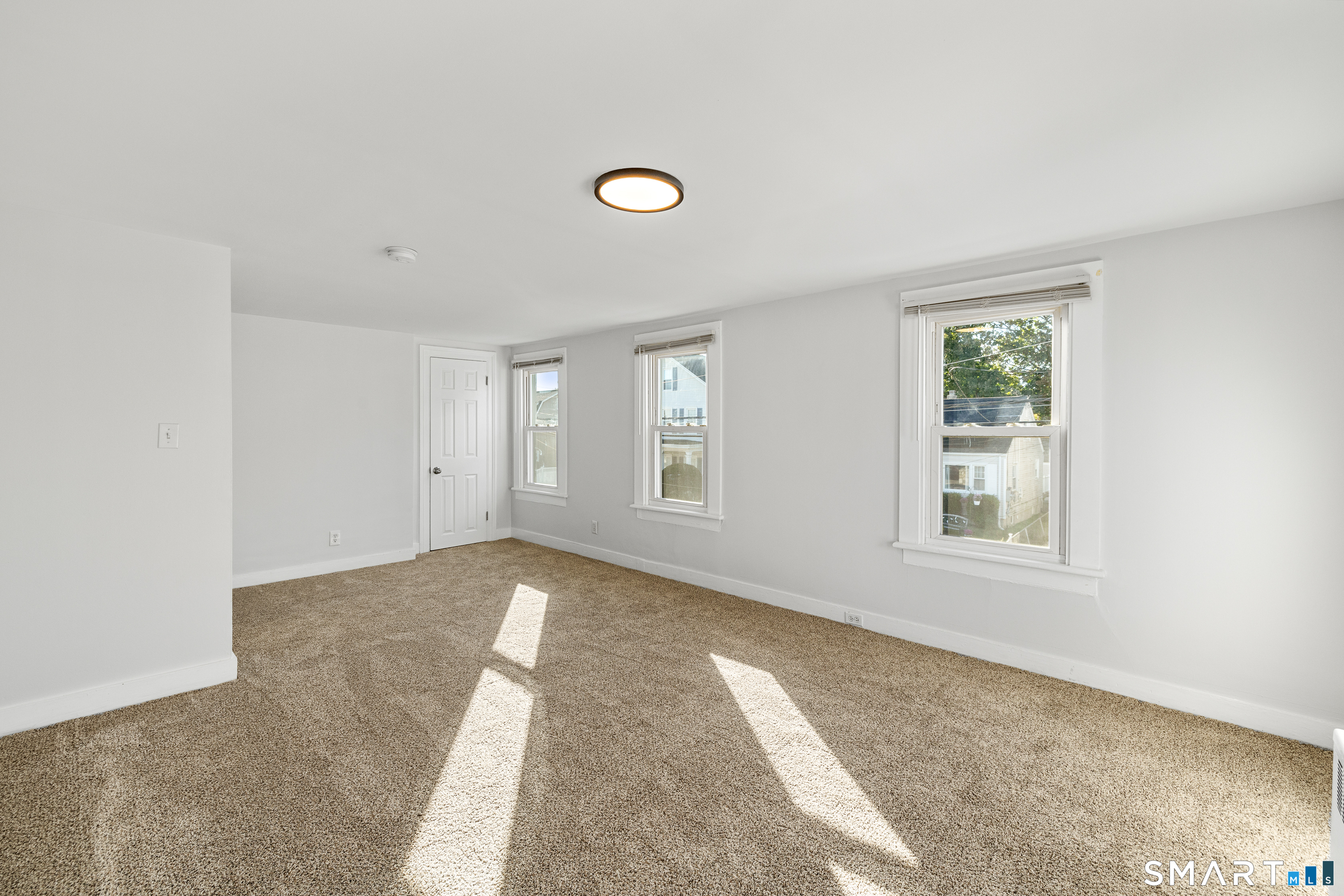 14 Plymouth Avenue Property Photo 26
