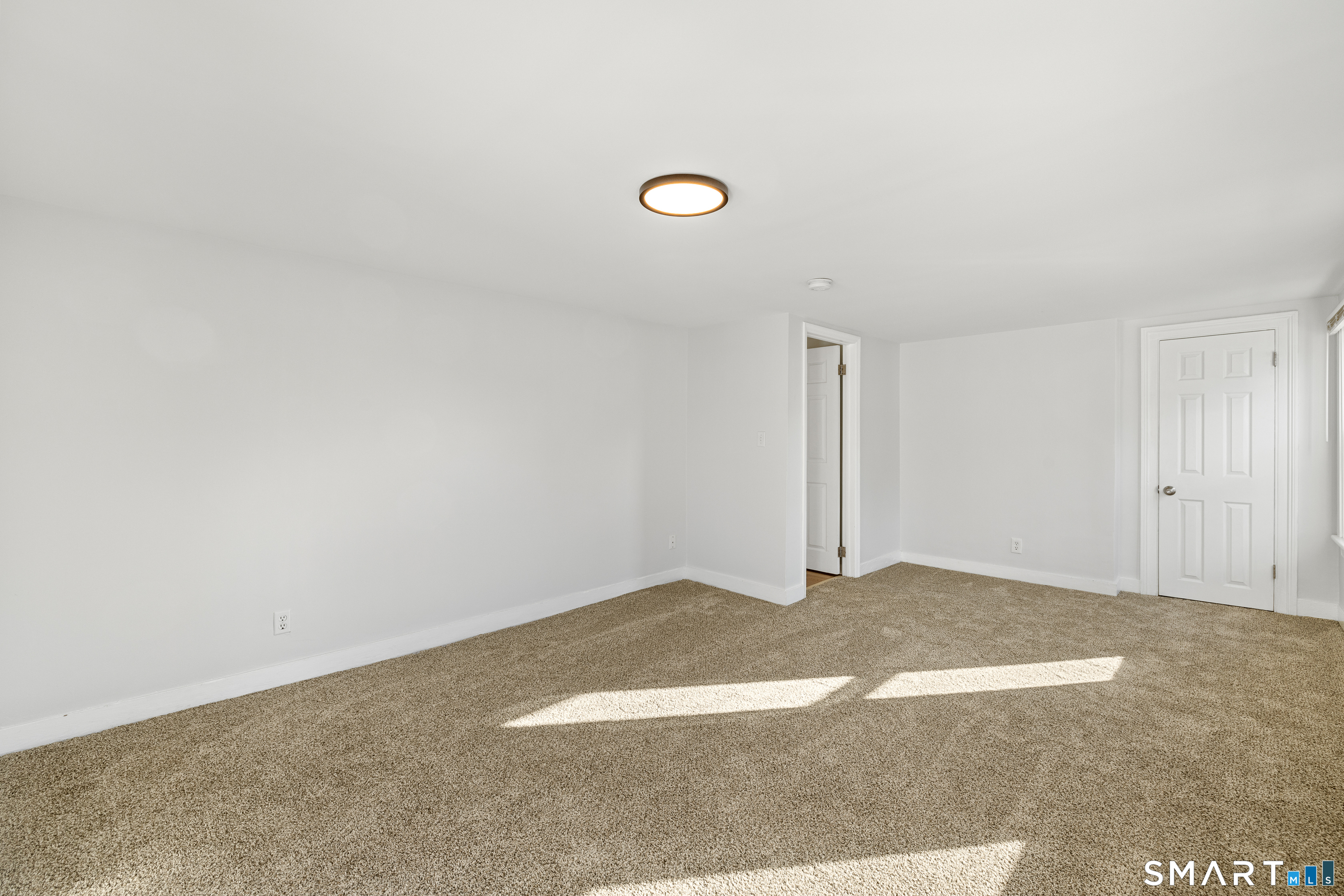 14 Plymouth Avenue Property Photo 27