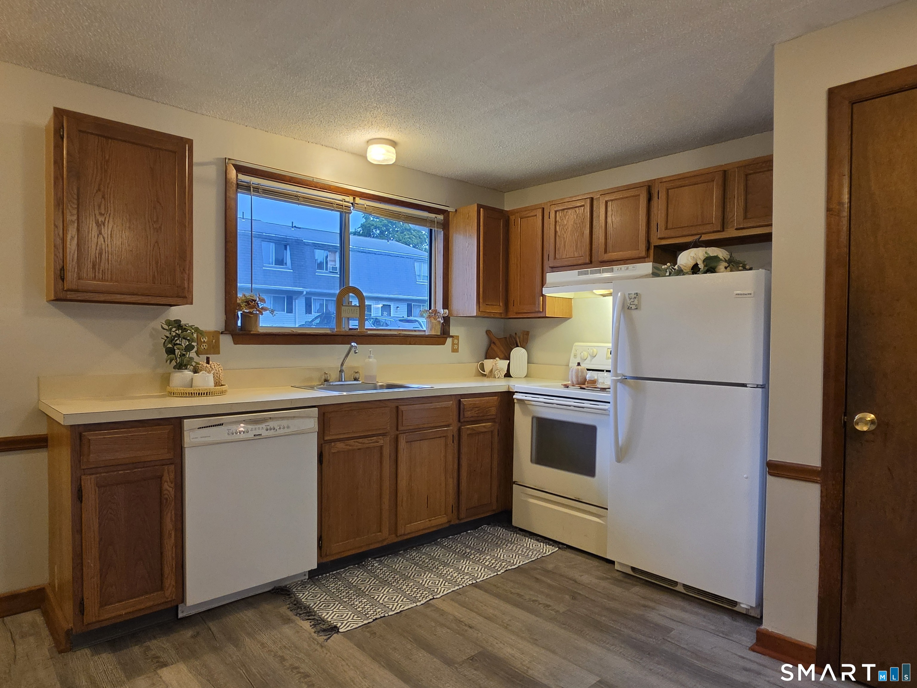 1568 Meriden 4c Road Property Photo 1