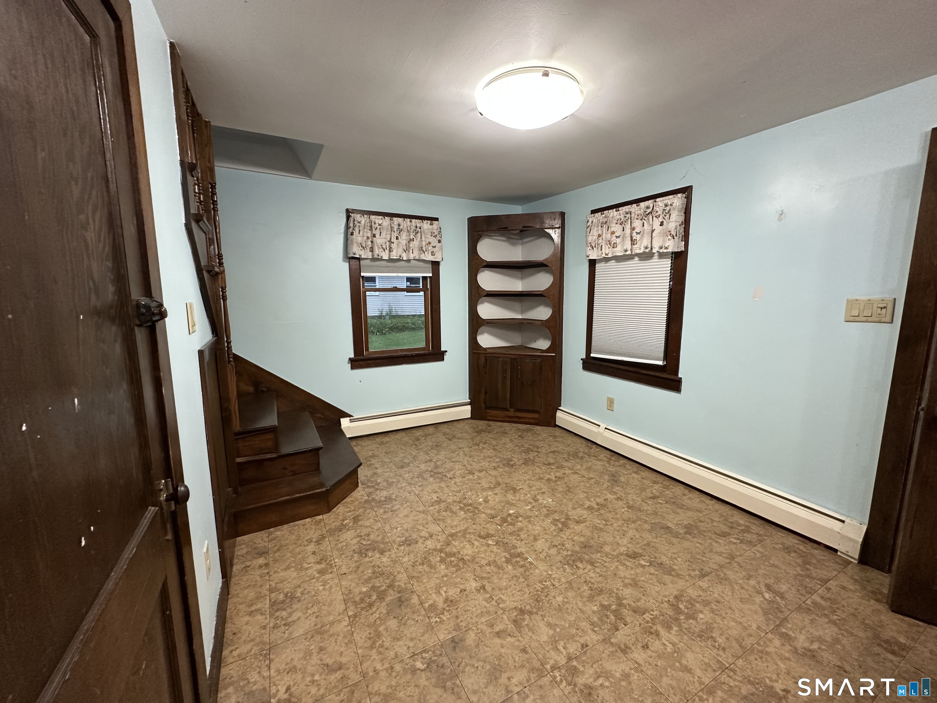 4 Ellis Road Property Photo 6