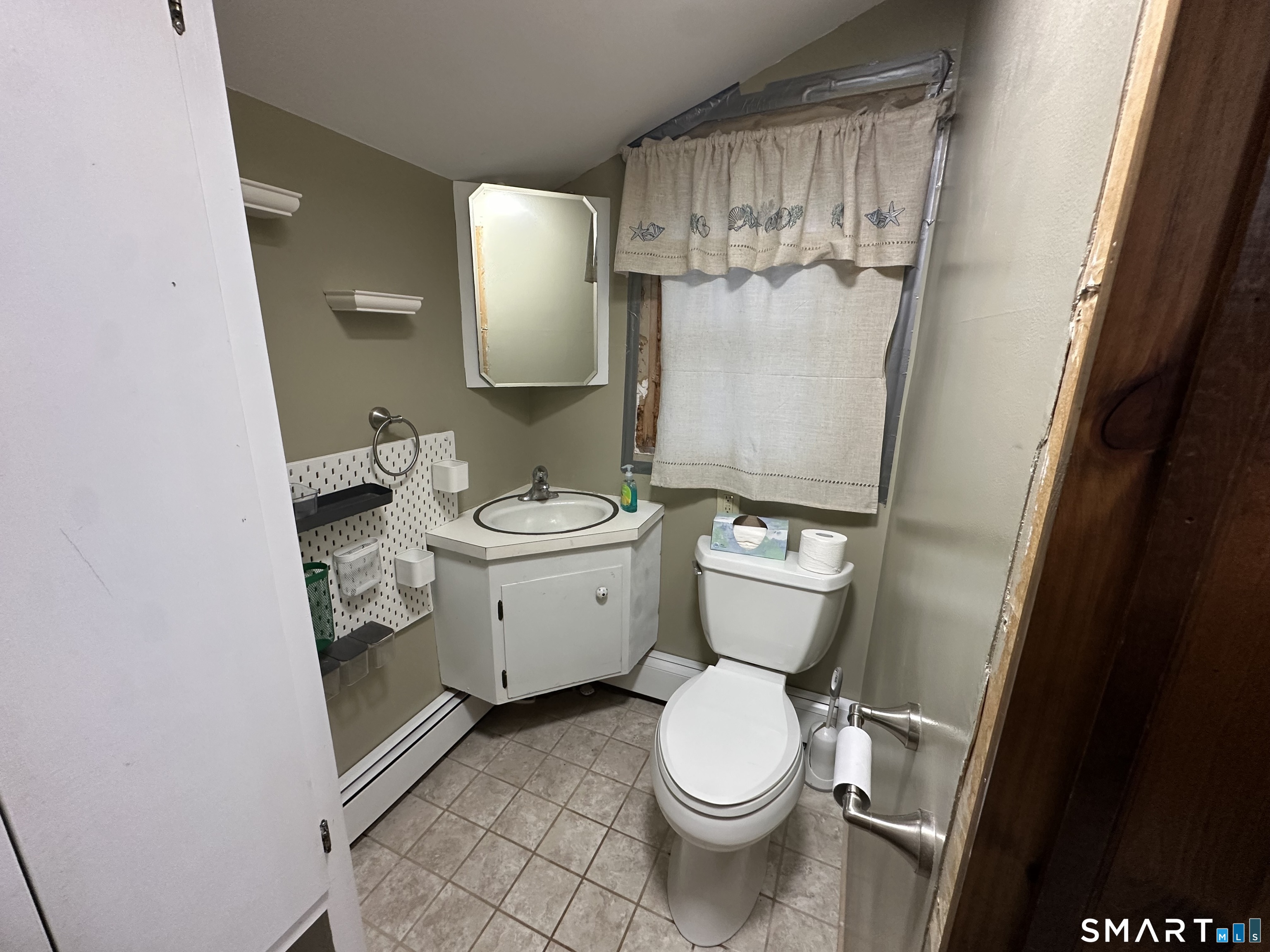 4 Ellis Road Property Photo 7