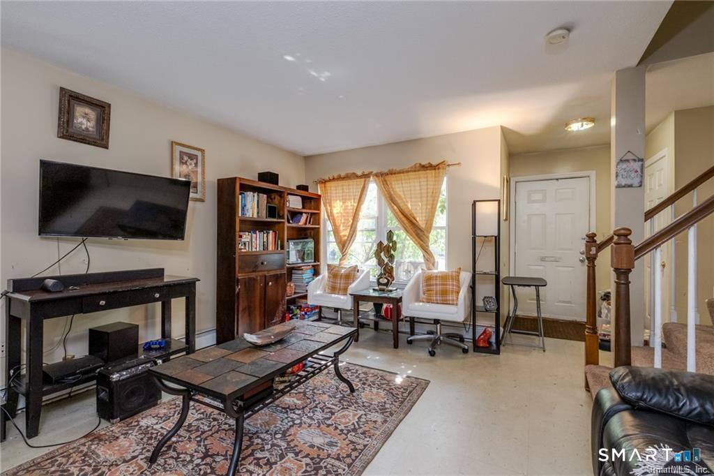 188 Nilan Street Property Photo 2