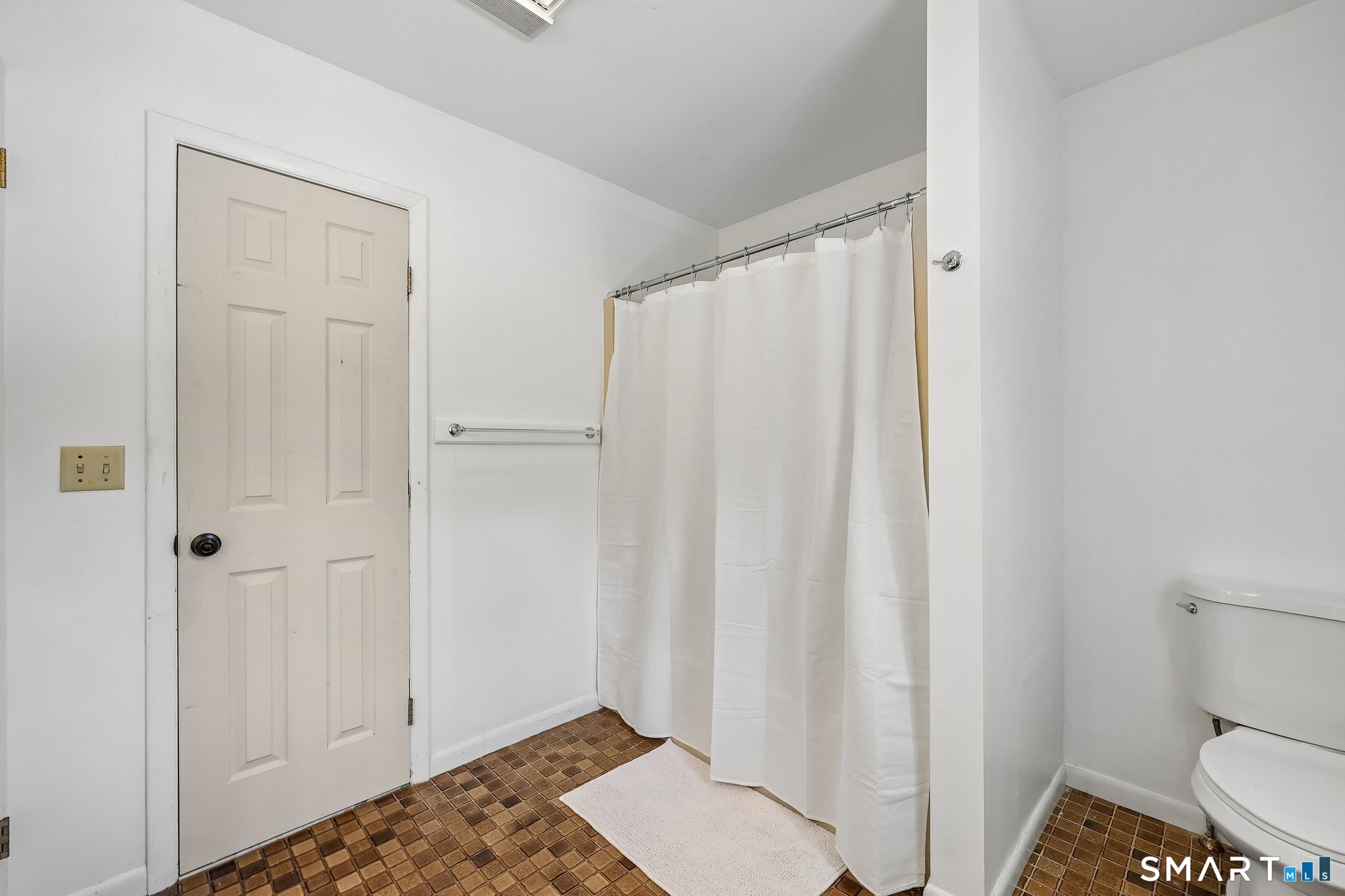 11 Olin Court Property Photo 23