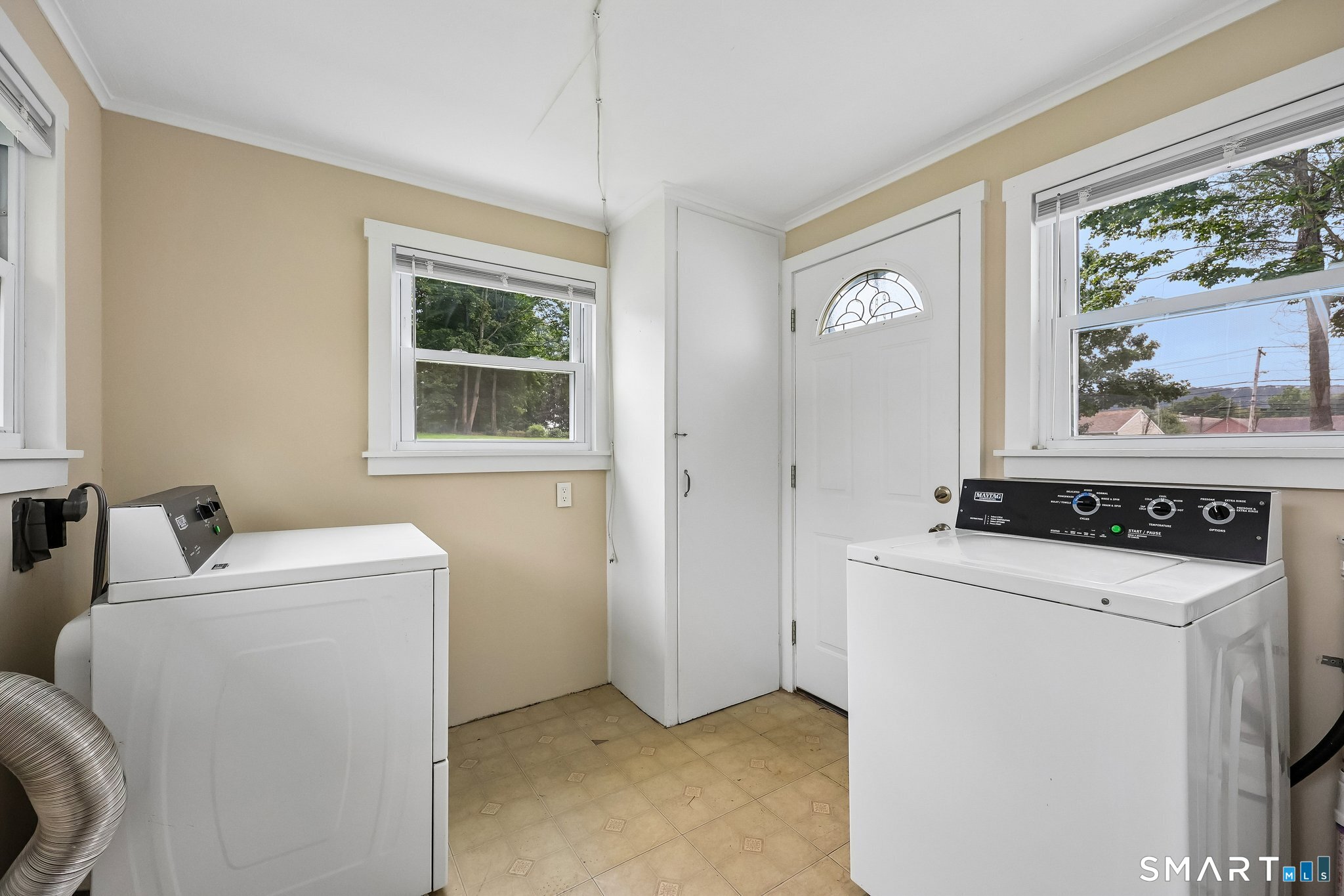 63 Hunt Lane Property Photo 12