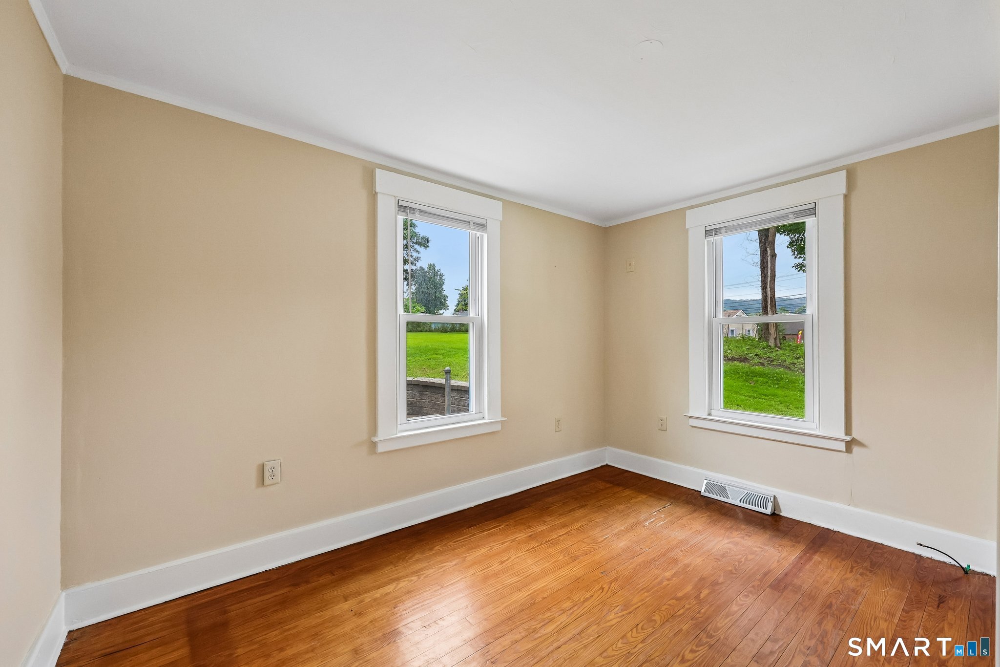 63 Hunt Lane Property Photo 17