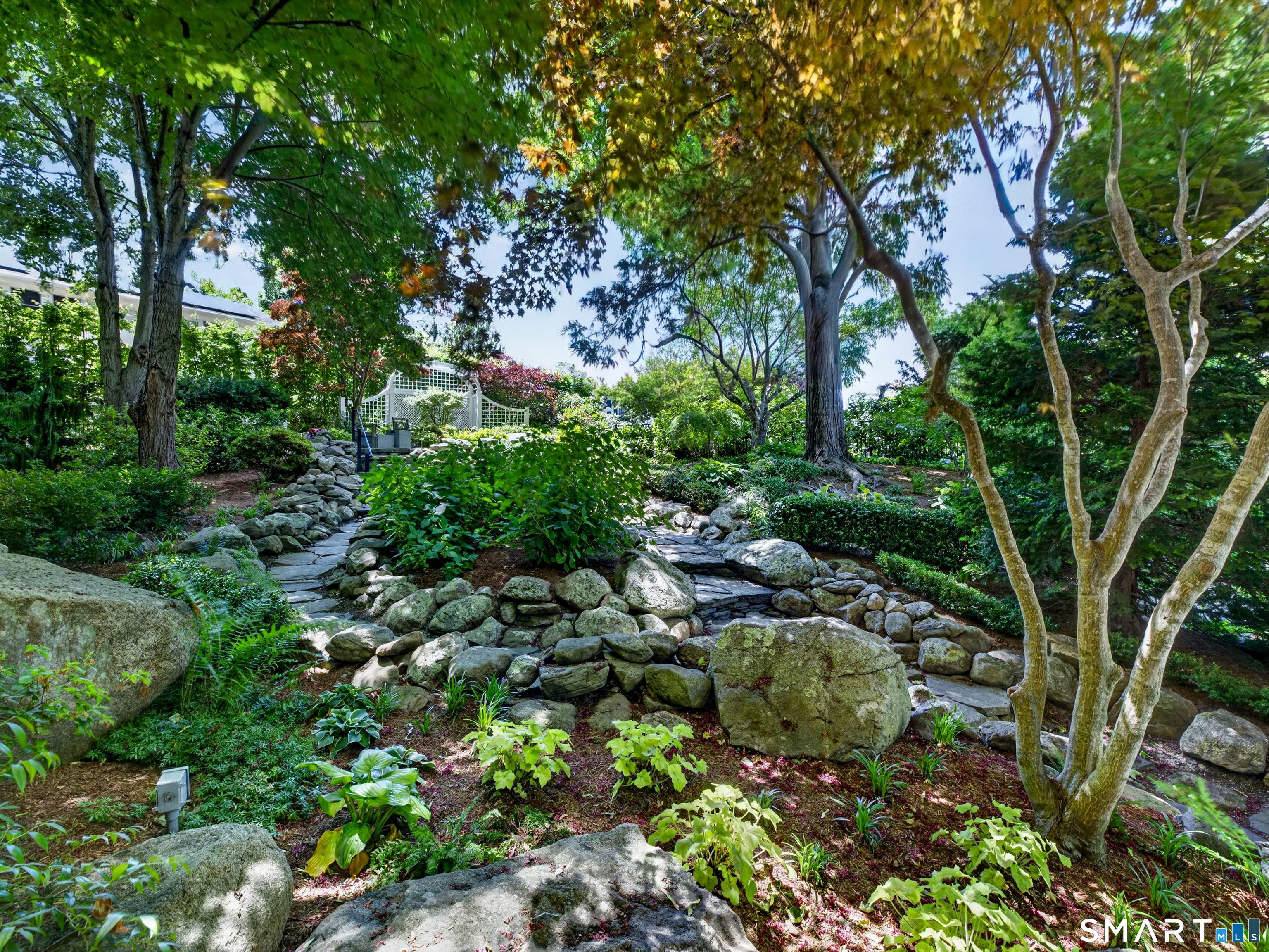40 Grand Street Property Photo 10