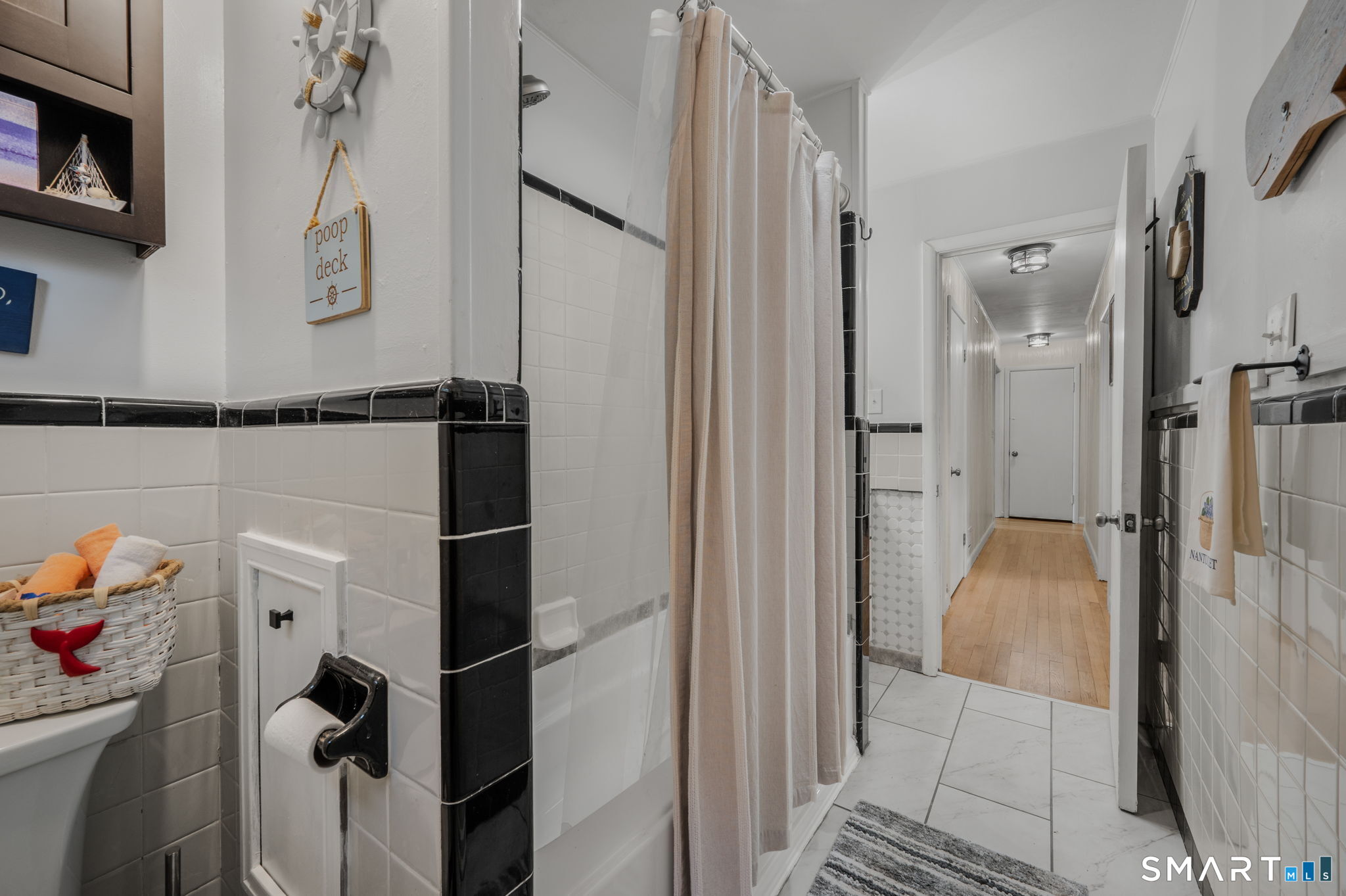 7 Harvard Terrace Property Photo 27