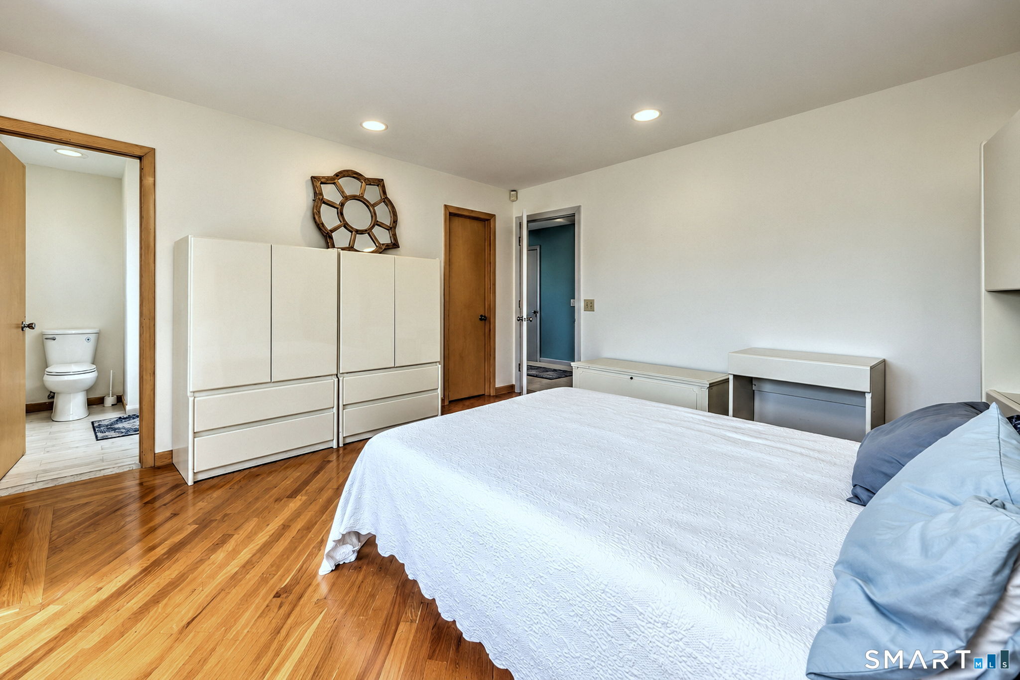 18 Cedar Lane Property Photo 32