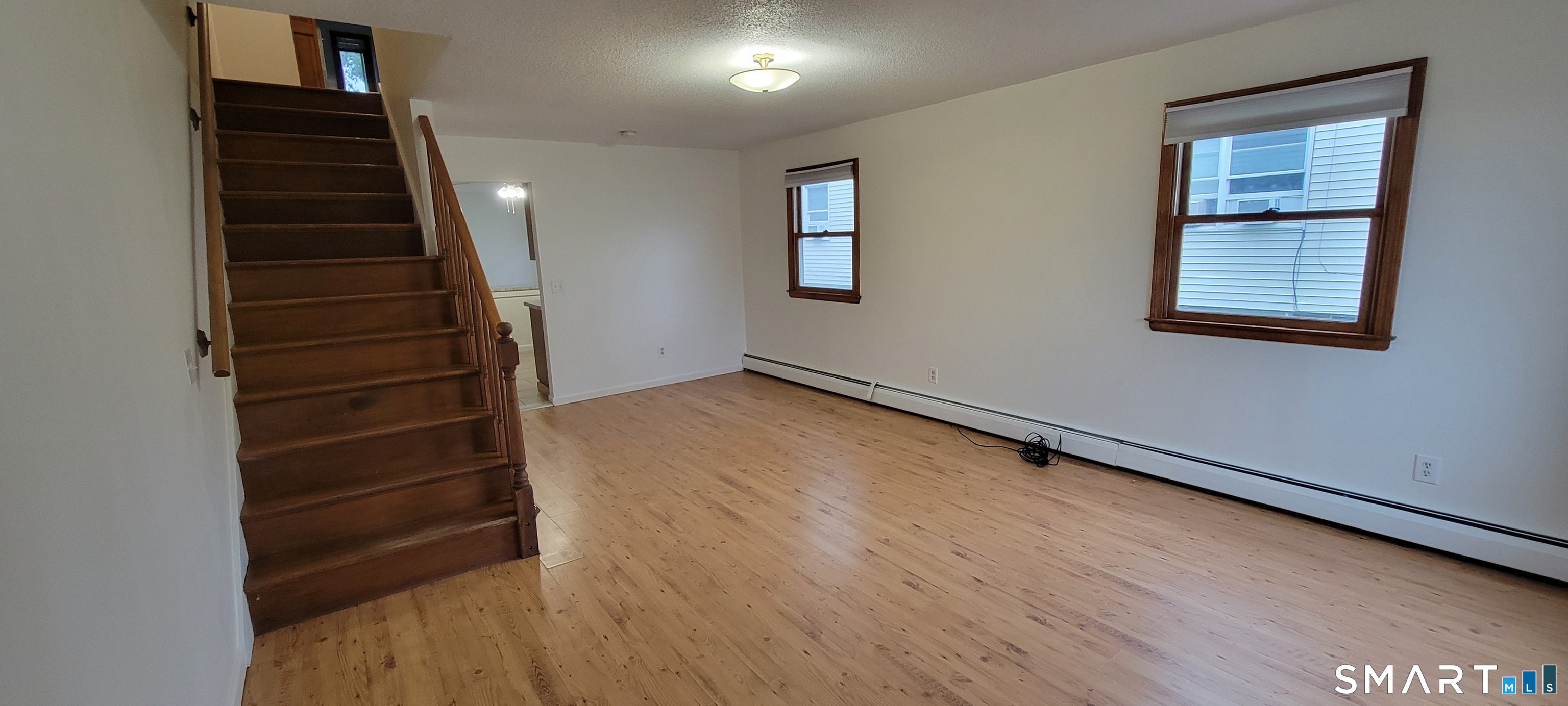 408 South B Street Property Photo 3