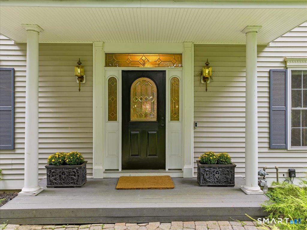 9 Inwood Drive Property Photo 3