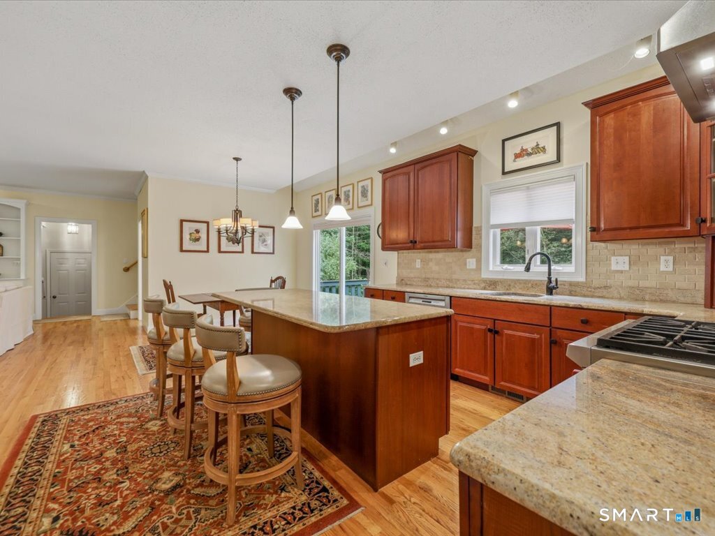 9 Inwood Drive Property Photo 13
