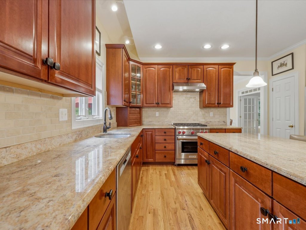 9 Inwood Drive Property Photo 14