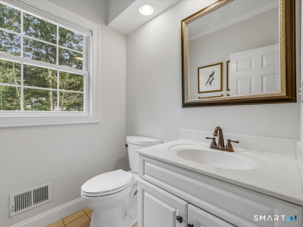 9 Inwood Drive Property Photo 17