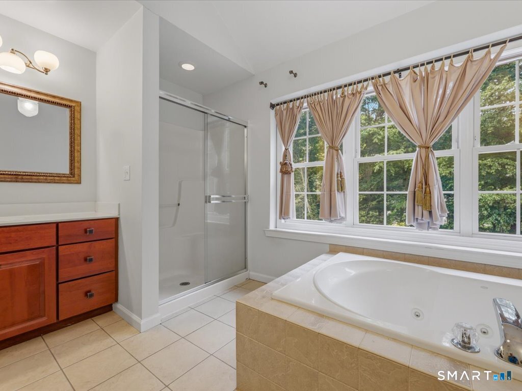 9 Inwood Drive Property Photo 25