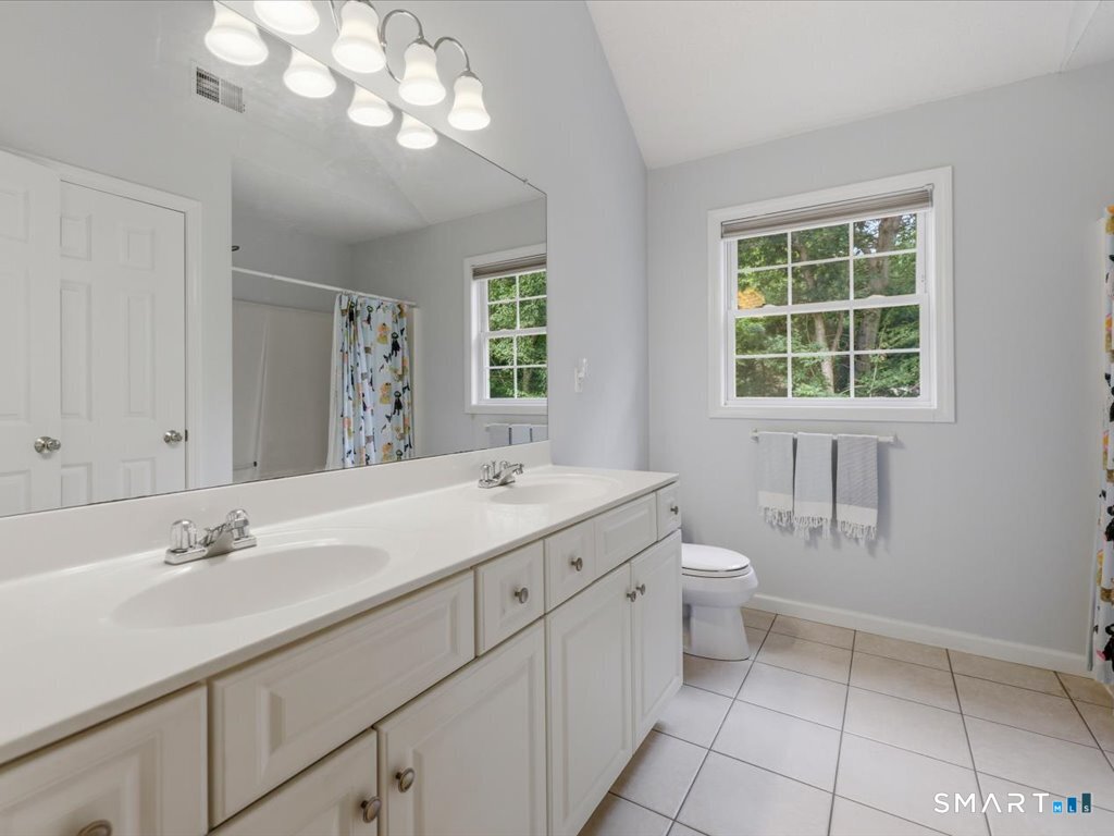 9 Inwood Drive Property Photo 29