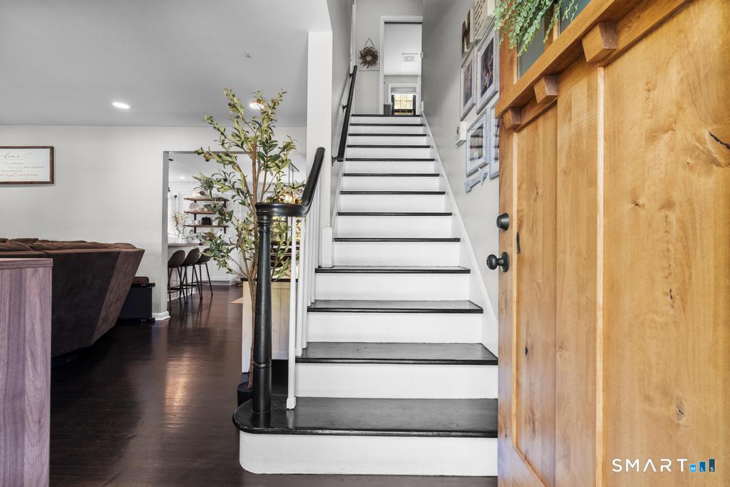 50 Bulmer Drive Property Photo 3