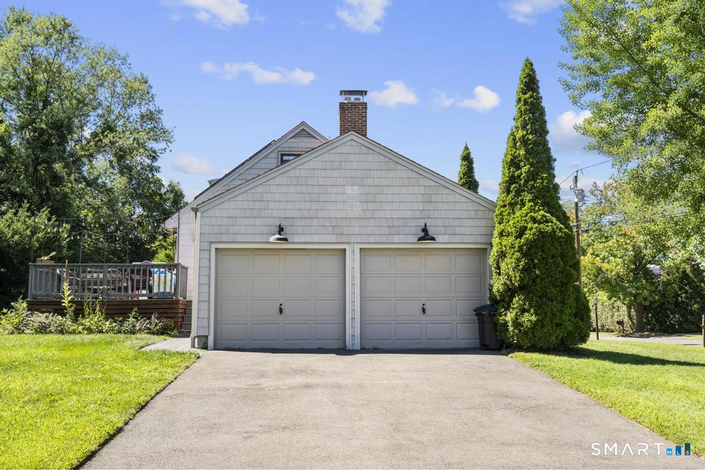 50 Bulmer Drive Property Photo 36