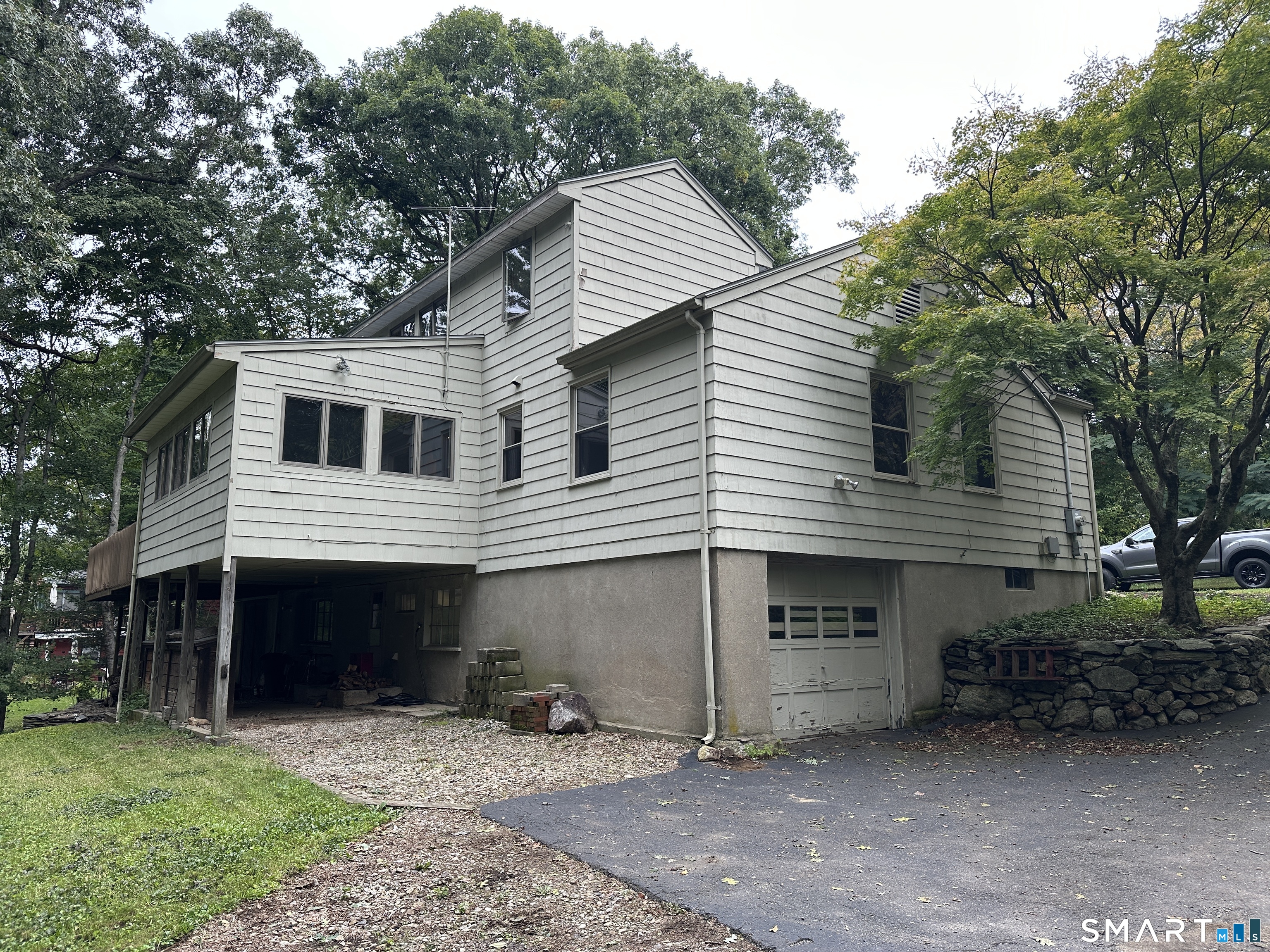 1149 Warner Hill Road Property Photo 2