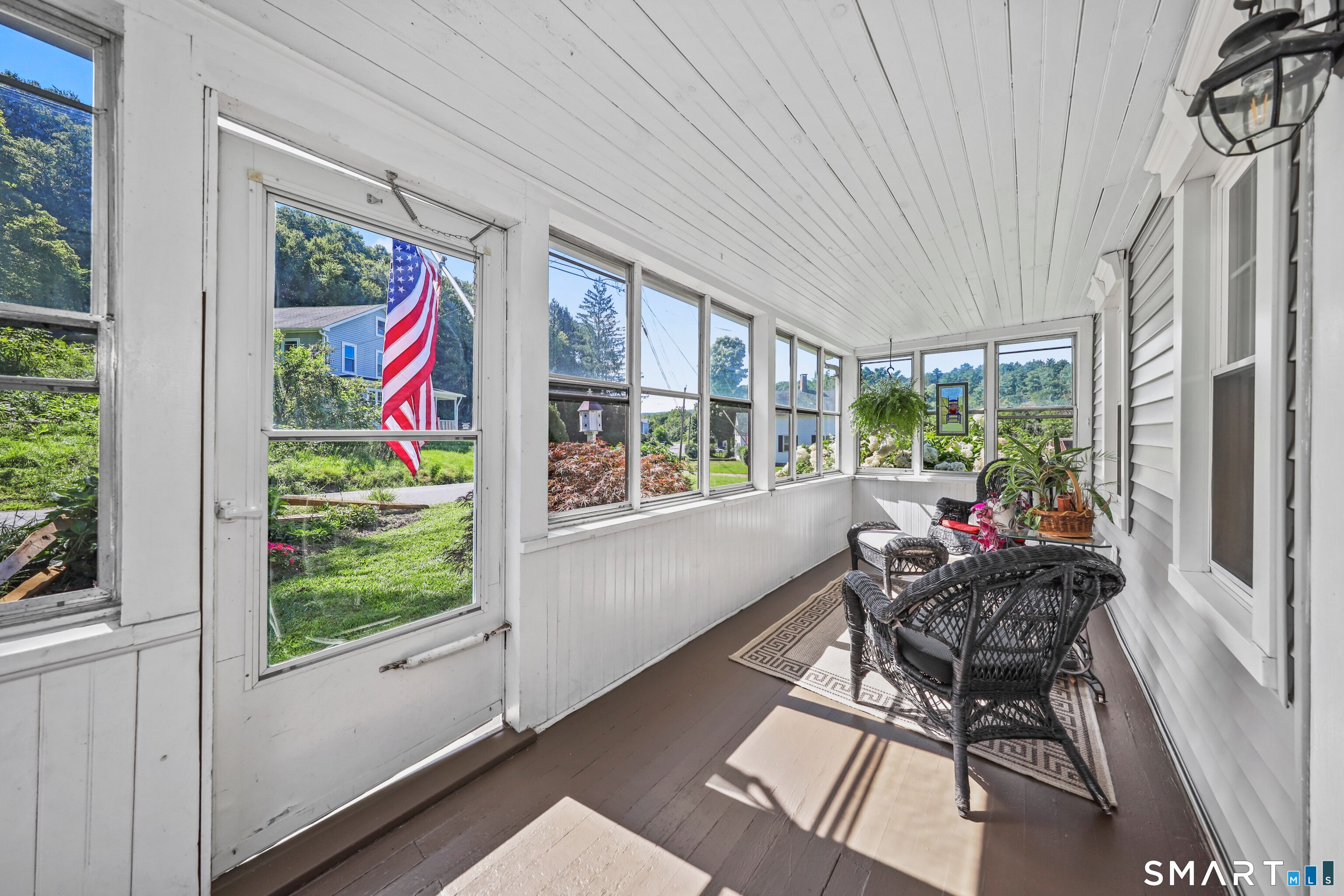 229 Jackson Street Property Photo 5