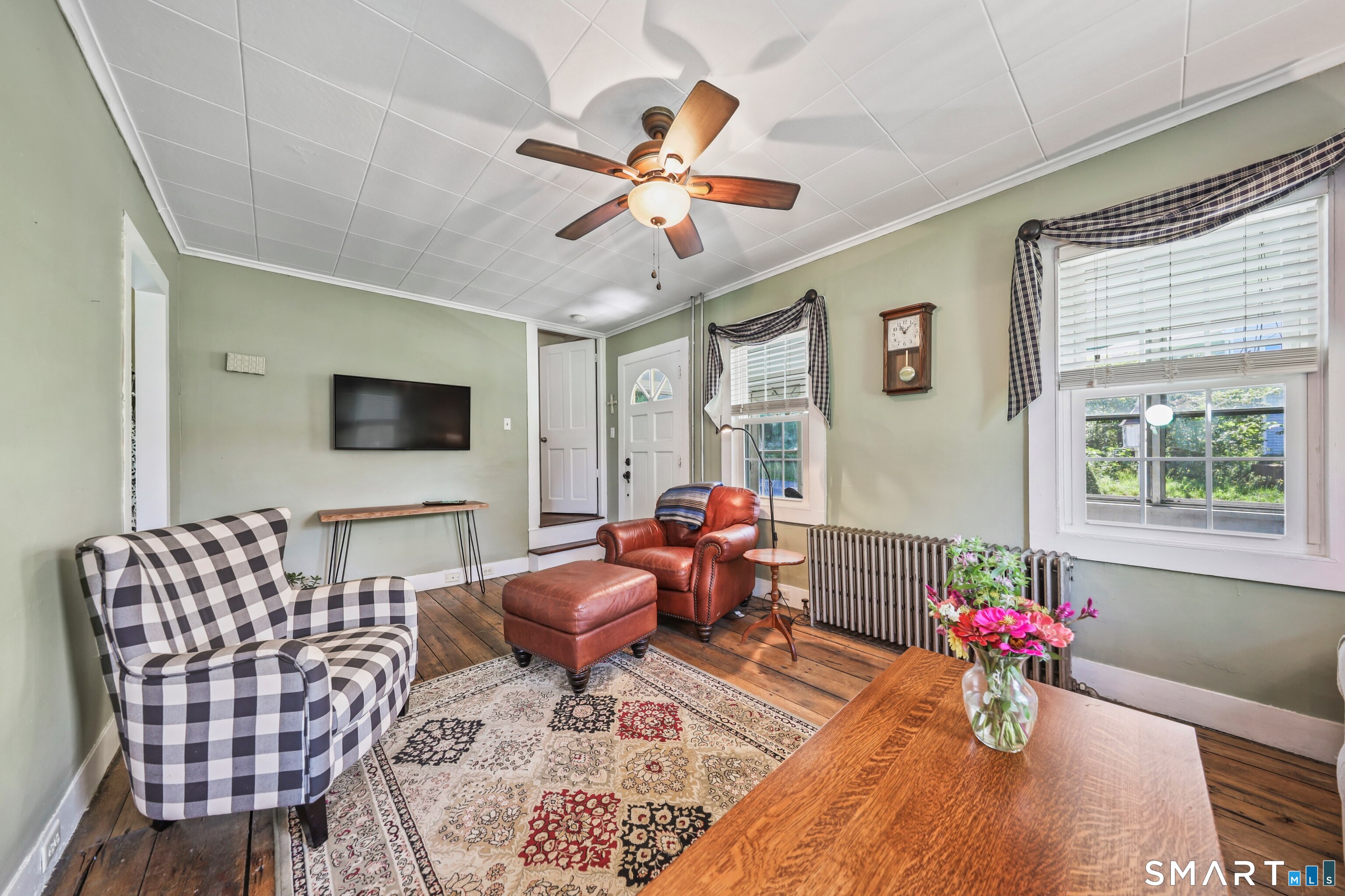 229 Jackson Street Property Photo 8