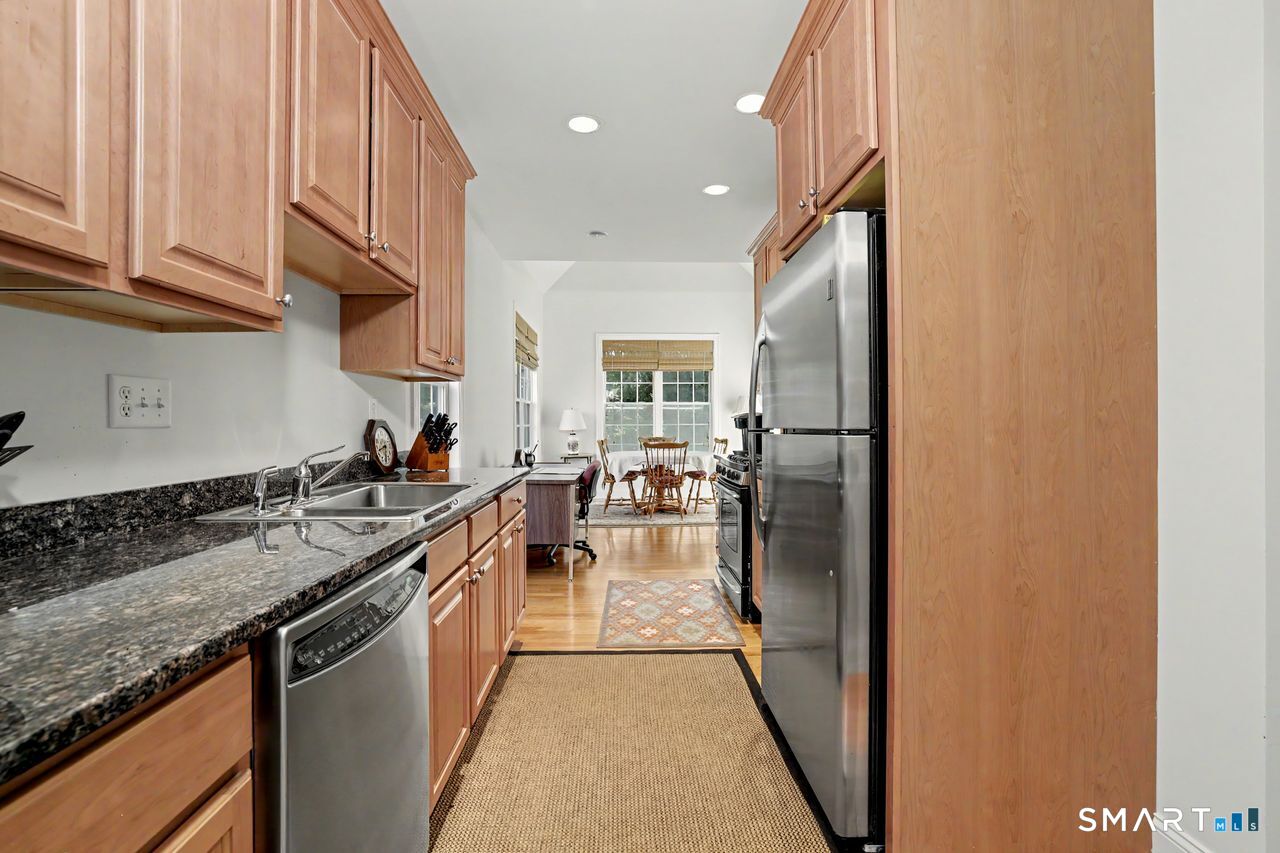 13 Kenington 13 Road Property Photo 4
