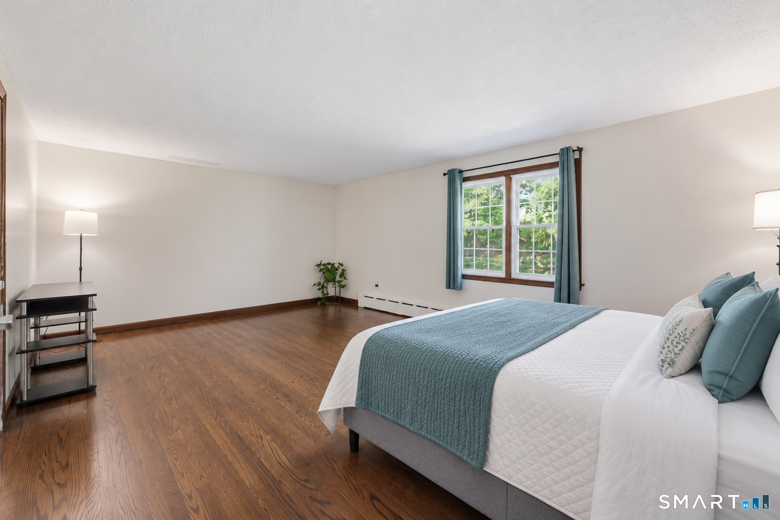 25 Hampshire Drive Property Photo 15