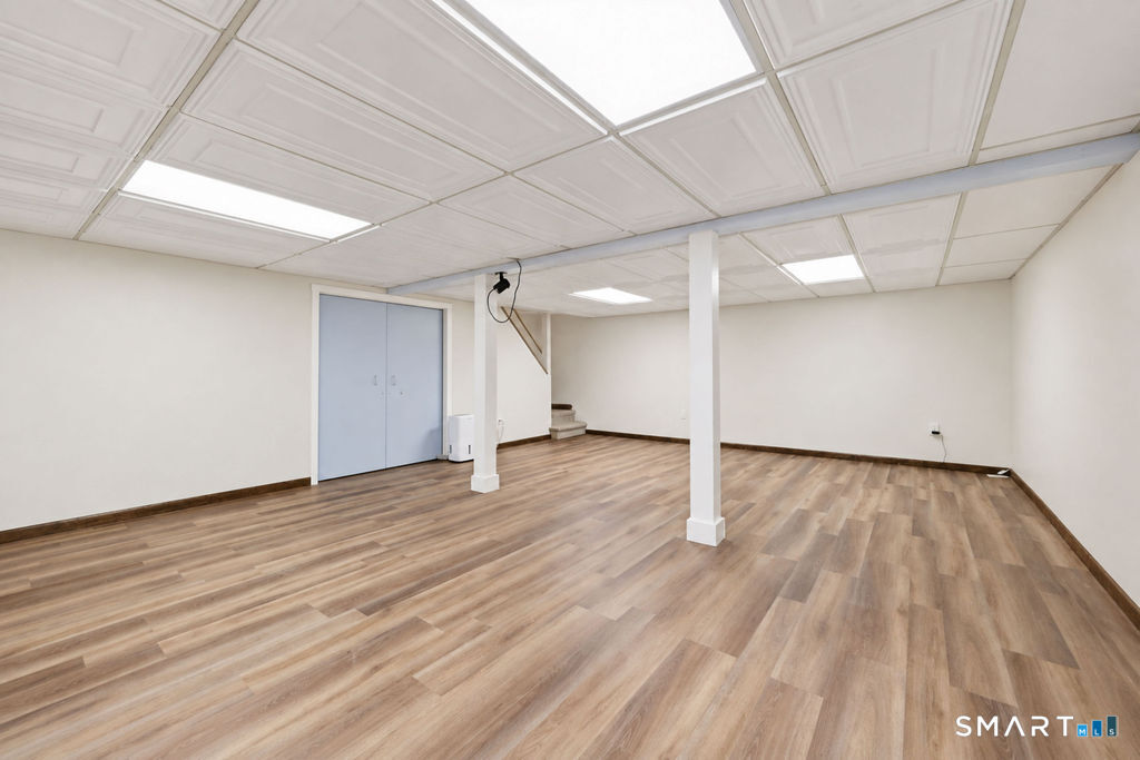 25 Hampshire Drive Property Photo 27